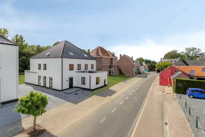 Nieuwbouwwoning te koop in Nederzwalm foto 2