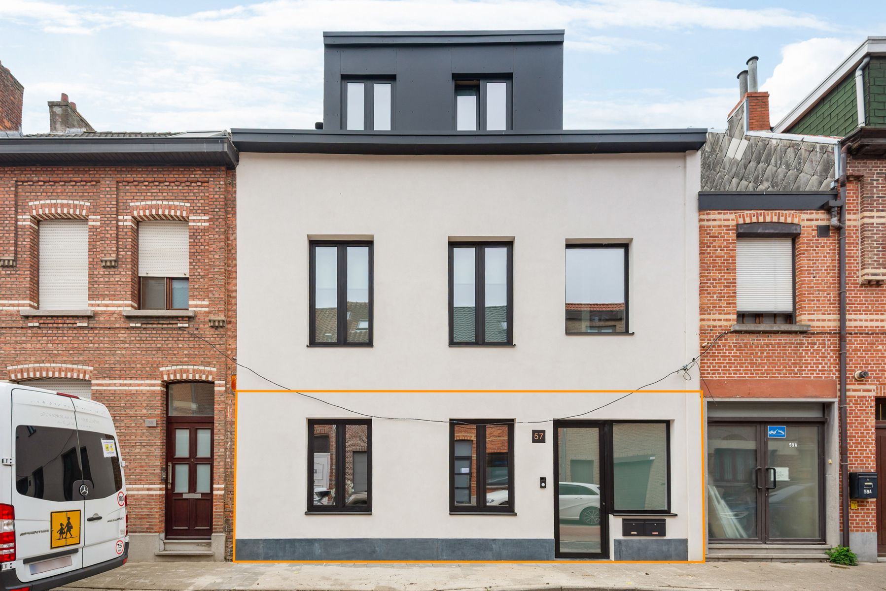 Nieuwbouwappartement (126 m²) met tuin en 3 slaapkamers in kleinschalig gebouw foto {{pictureIndex}}