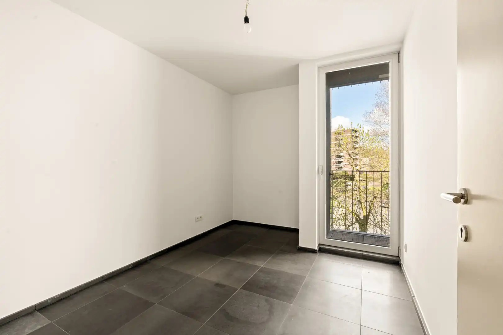 Prachtig appartement in groene en rustige omgeving inclusief autostaanplaats foto 8