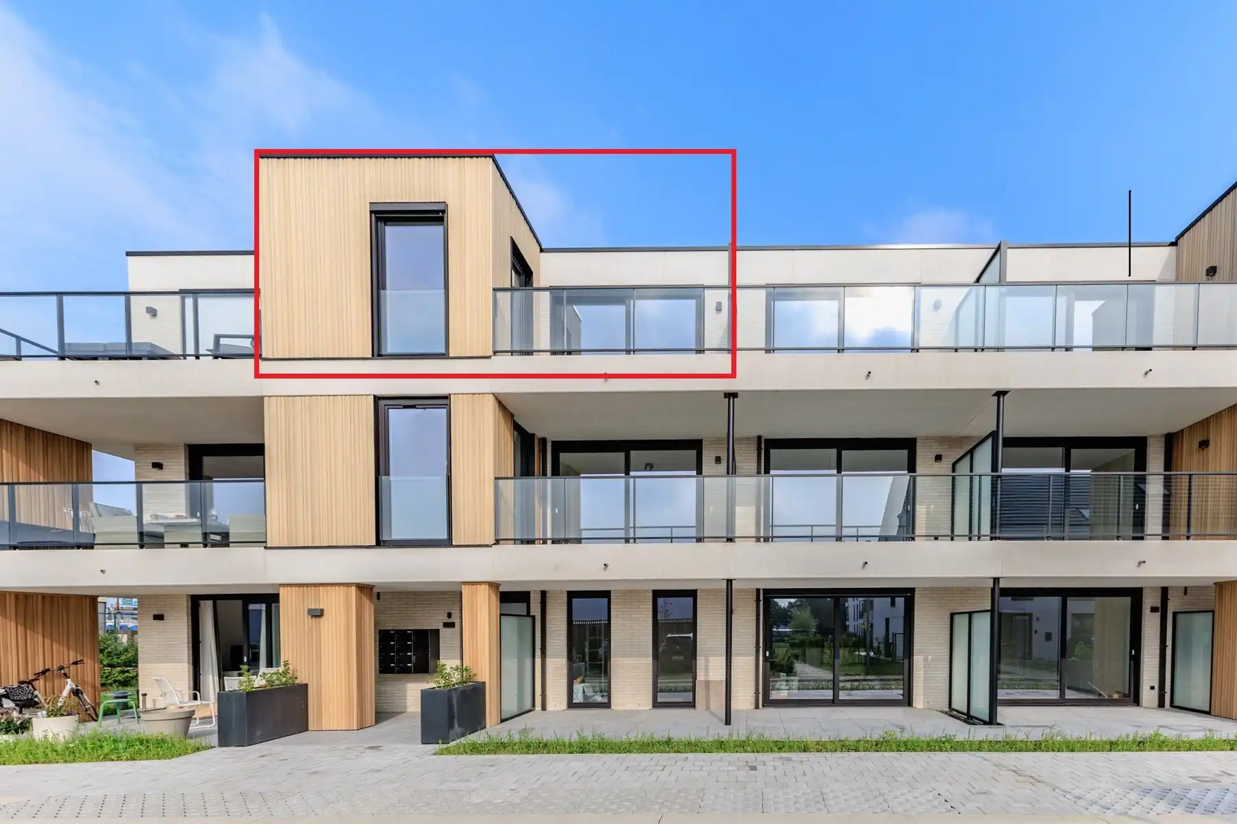 Recent energiezuinig appartement foto {{pictureIndex}}