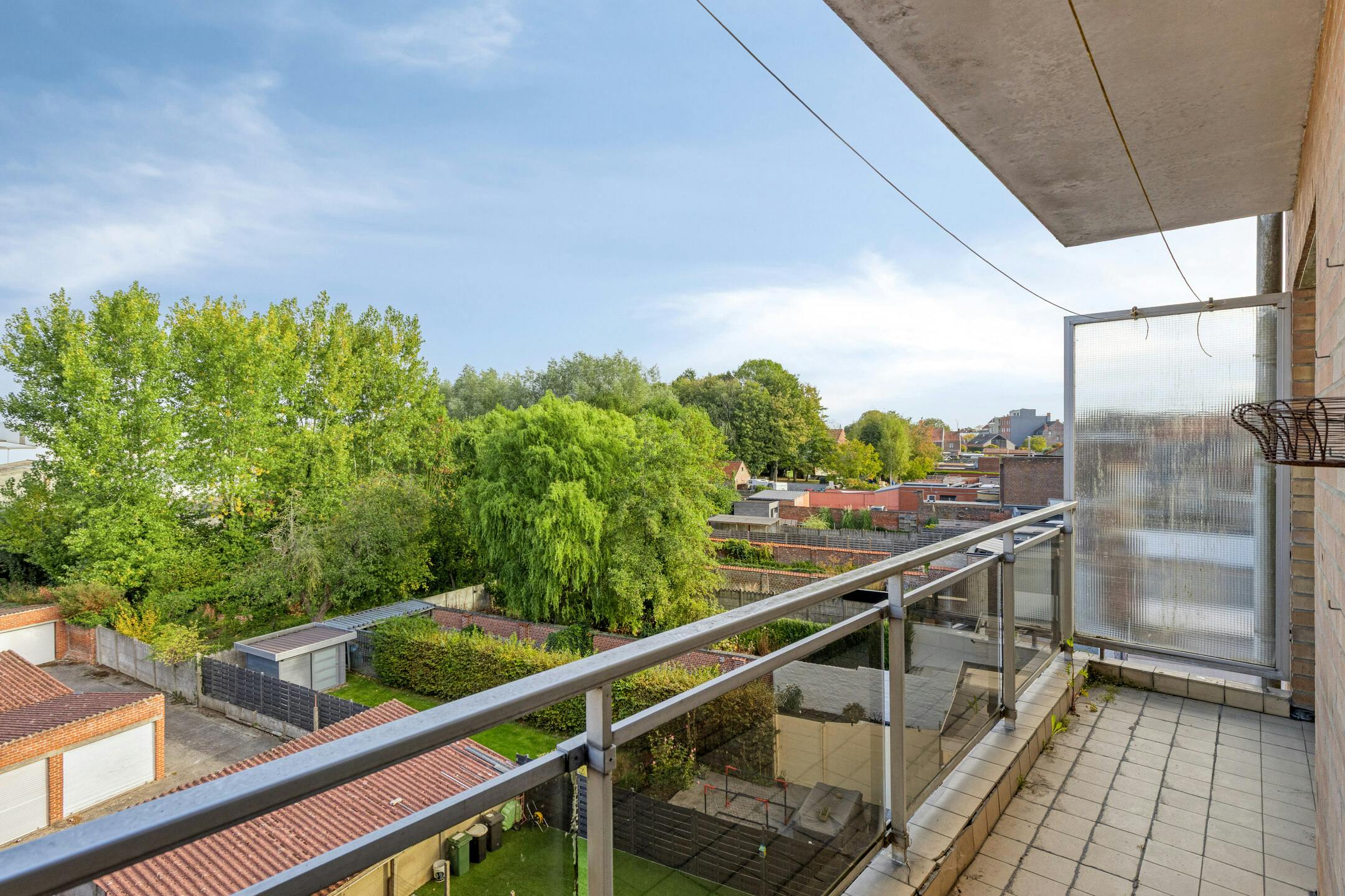 Appartement te koop met 3 kamers en garage in Ieper foto 14