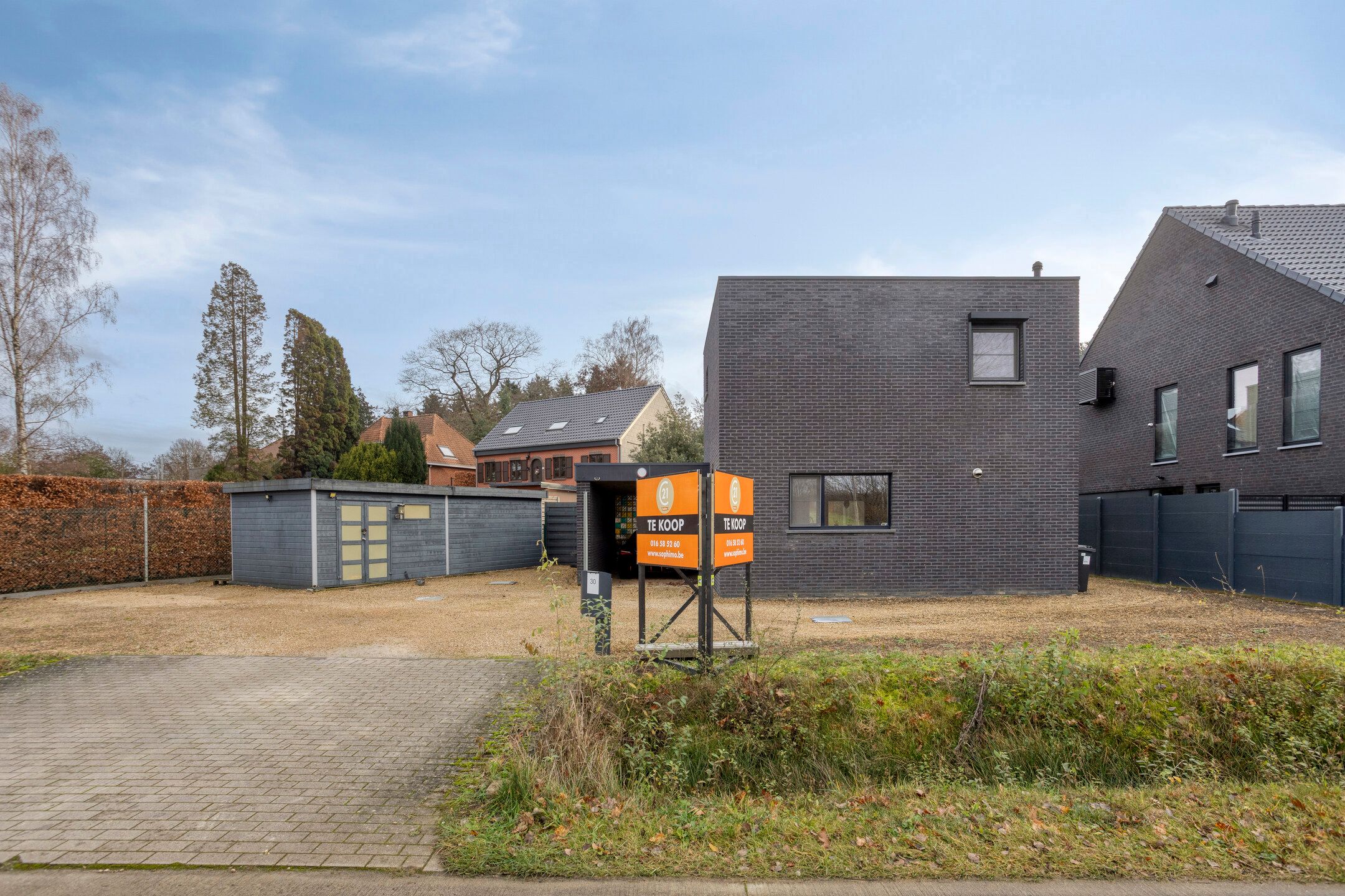 Landelijk gelegen, moderne woning op ruim perceel foto 2