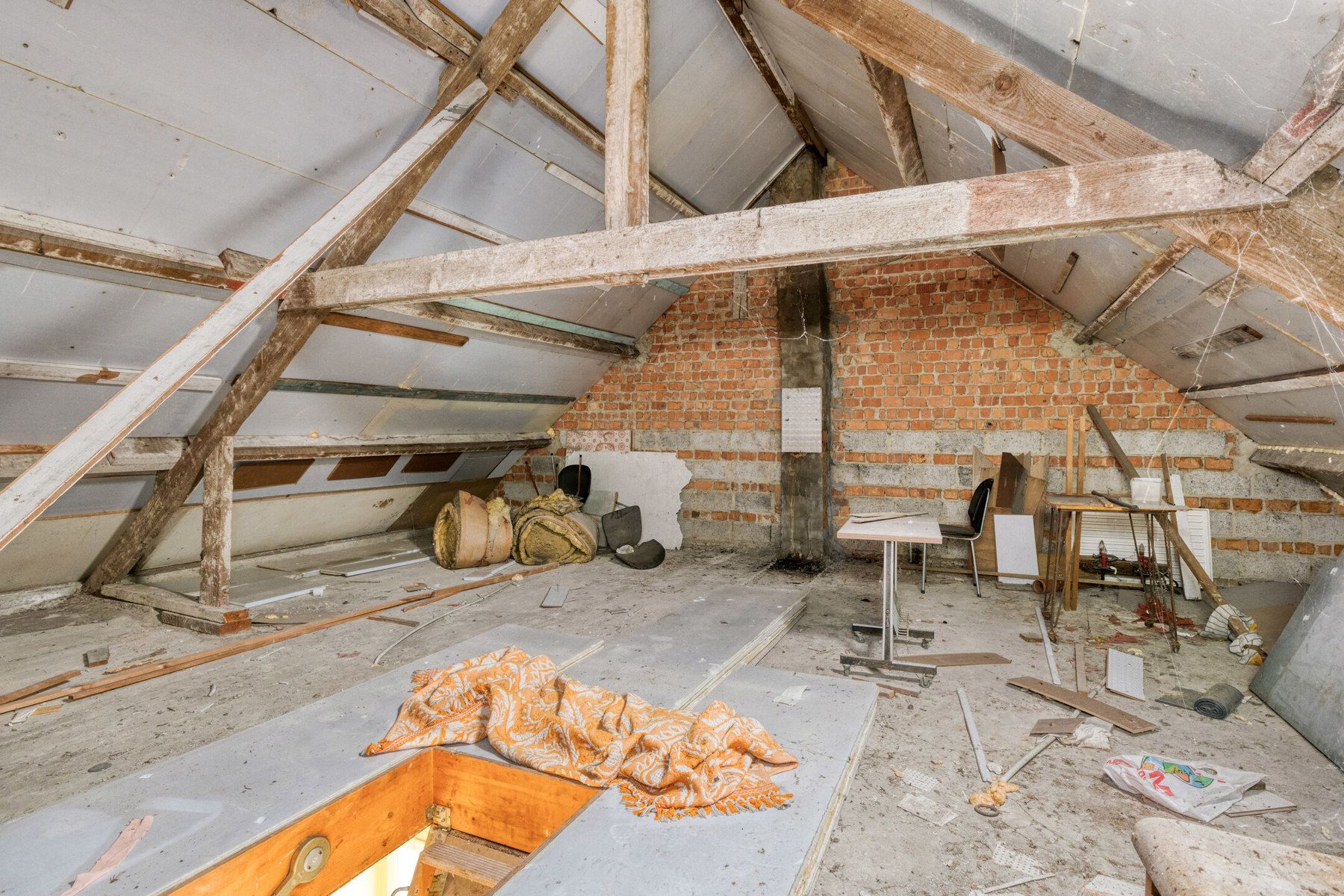 Op te frissen halfopen woning met loods te Affligem foto 17