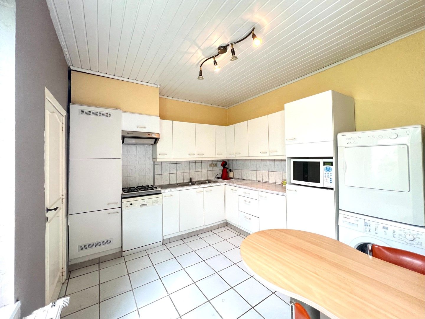 Lichtrijk appartement met 2 ruime slaapkamers! foto 6