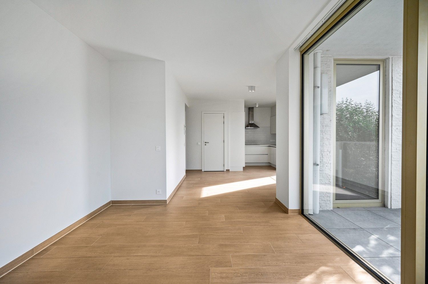 Modern 1-slaapkamer BEN appartement met een terras en autostaanplaats te Kapellen! foto 5
