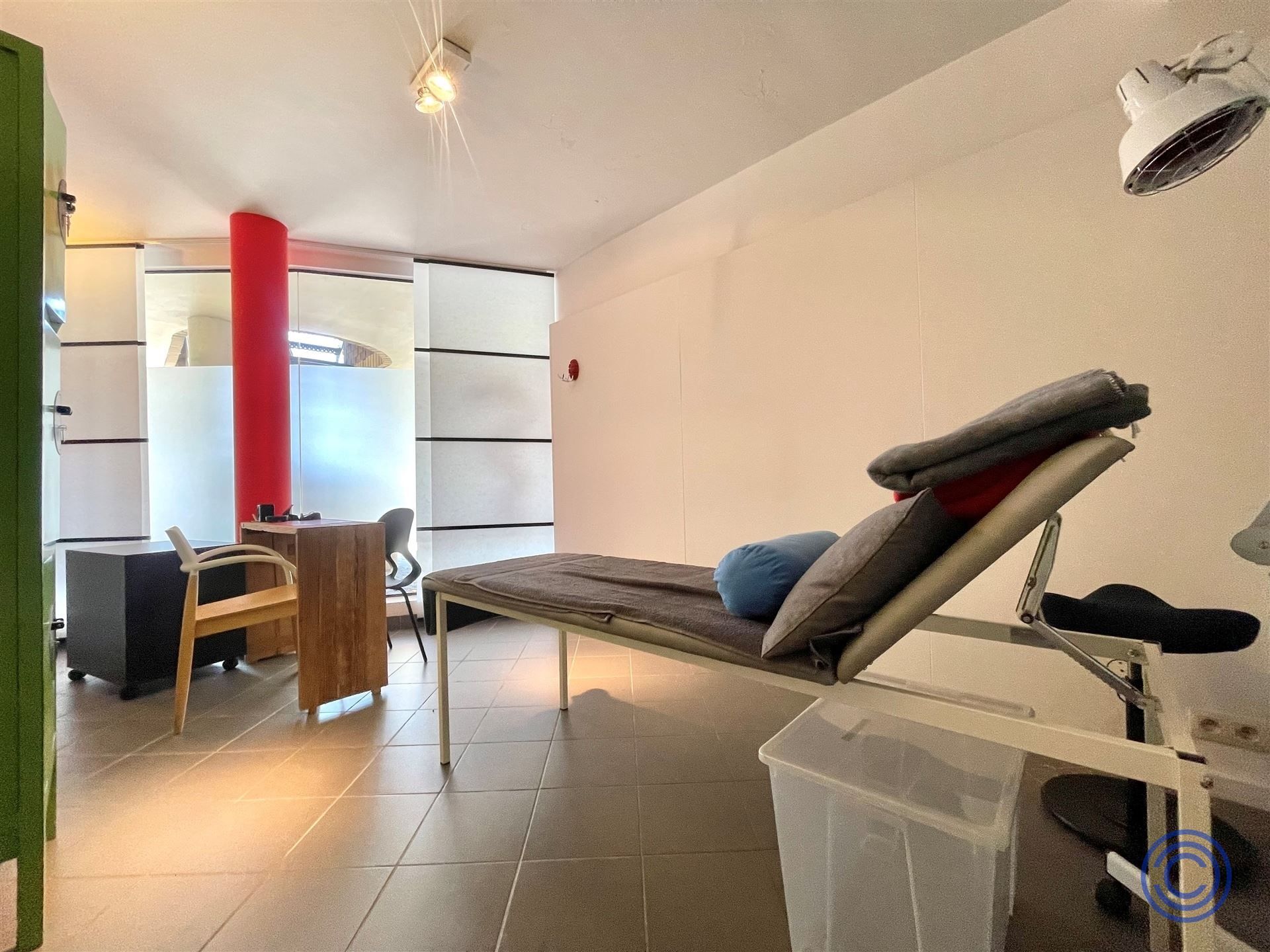 IN OPTIE: Handelspand/kantoor ca. 97m² in centrum Zoersel! foto 11