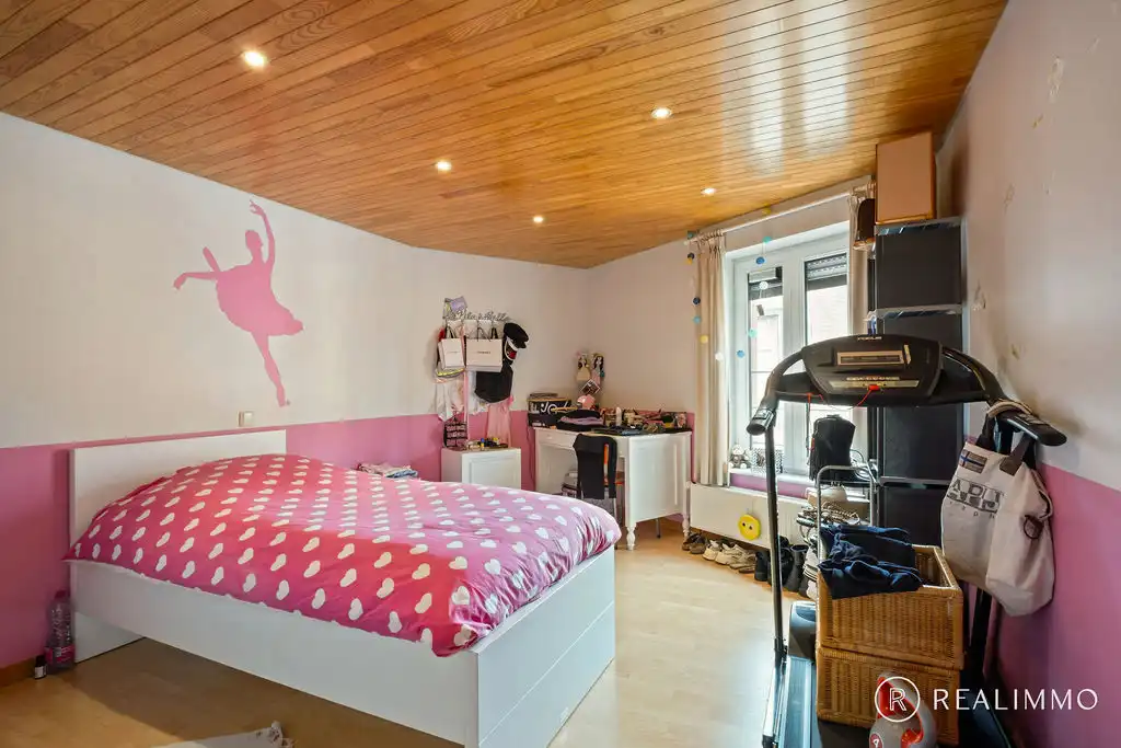 Veelzijdig handelspand met woonst op topligging in hartje Moen foto 20