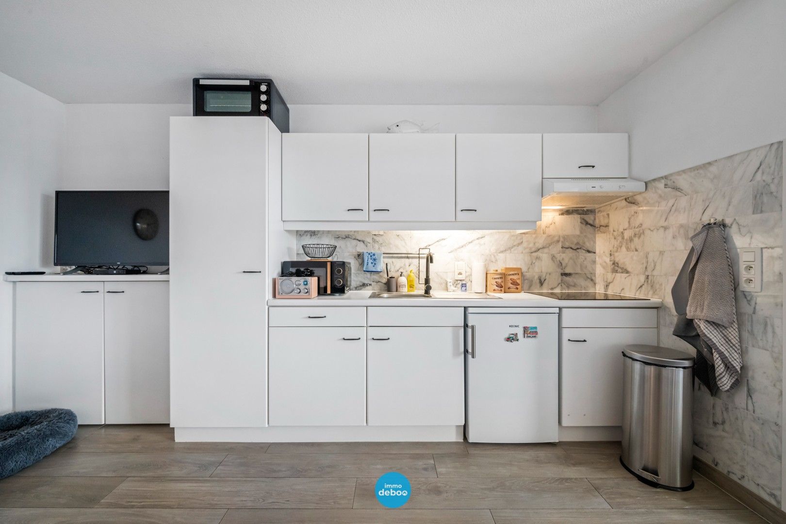 Instapklaar appartement met zonneterras en zijdelings zeezicht foto 6