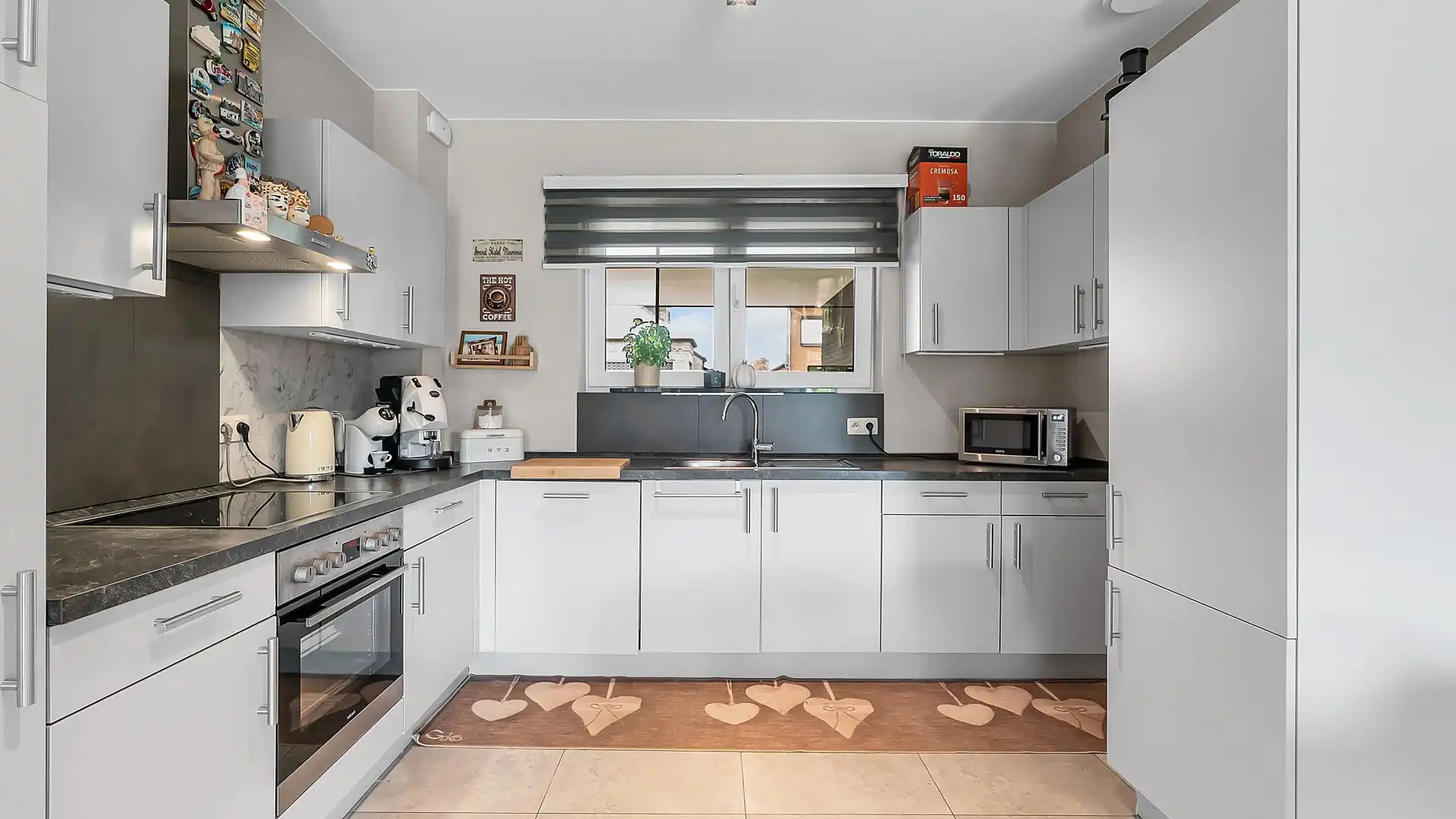 Ruime en energiezuinige nieuwbouwwoning met 5 slaapkamers, zonnige tuin en dubbele garage in Maasmechelen foto 6