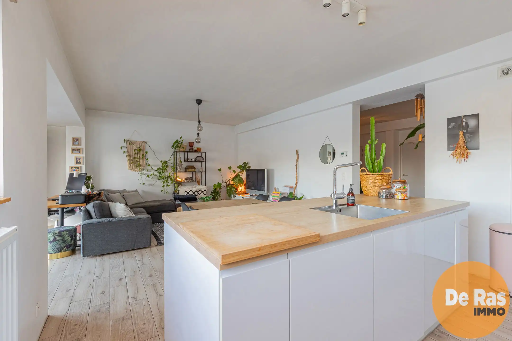 NIEUWERKERKEN - Lichtrijk appartement op de 1ste verdieping&nbsp; foto 6