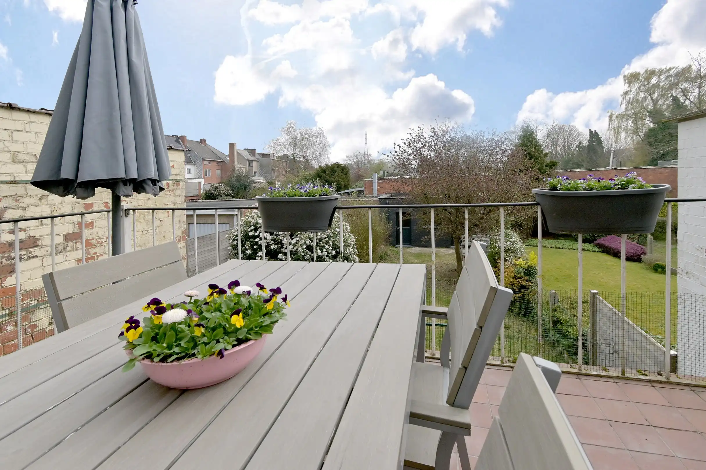 Instapklare gezinswoning met 3 slaapkamers, tuin én garage foto 17