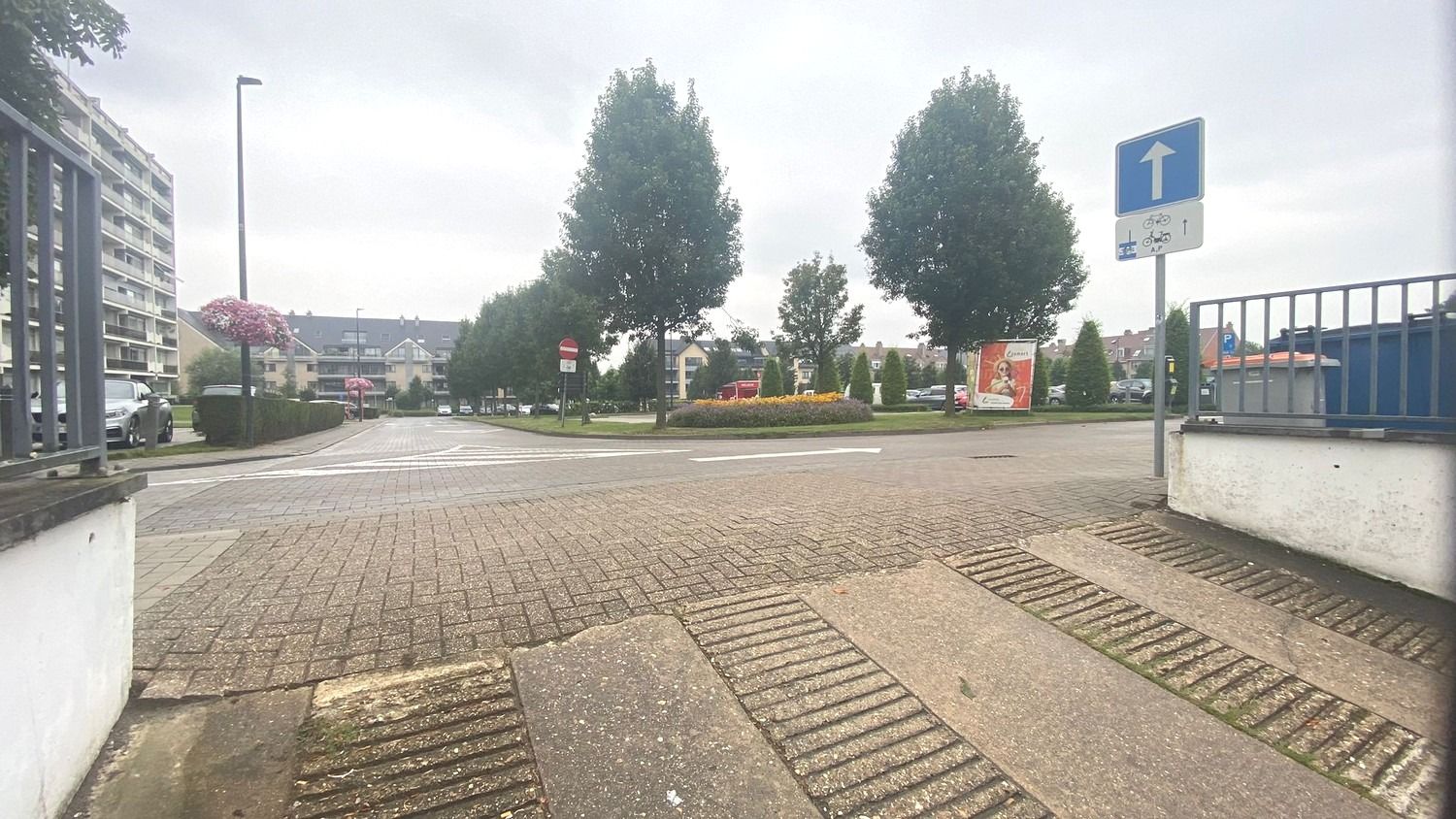 Ondergrondse autostaanplaats te koop op de Stationsstraat in Lanaken (Galerij Da Vinci) foto 6