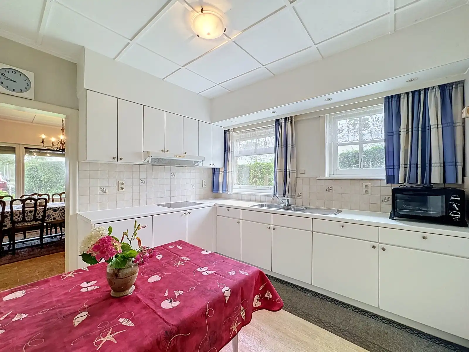 Woning met opslagruimte (313m2) op 3.196m2 grond te Lissewege! foto 6