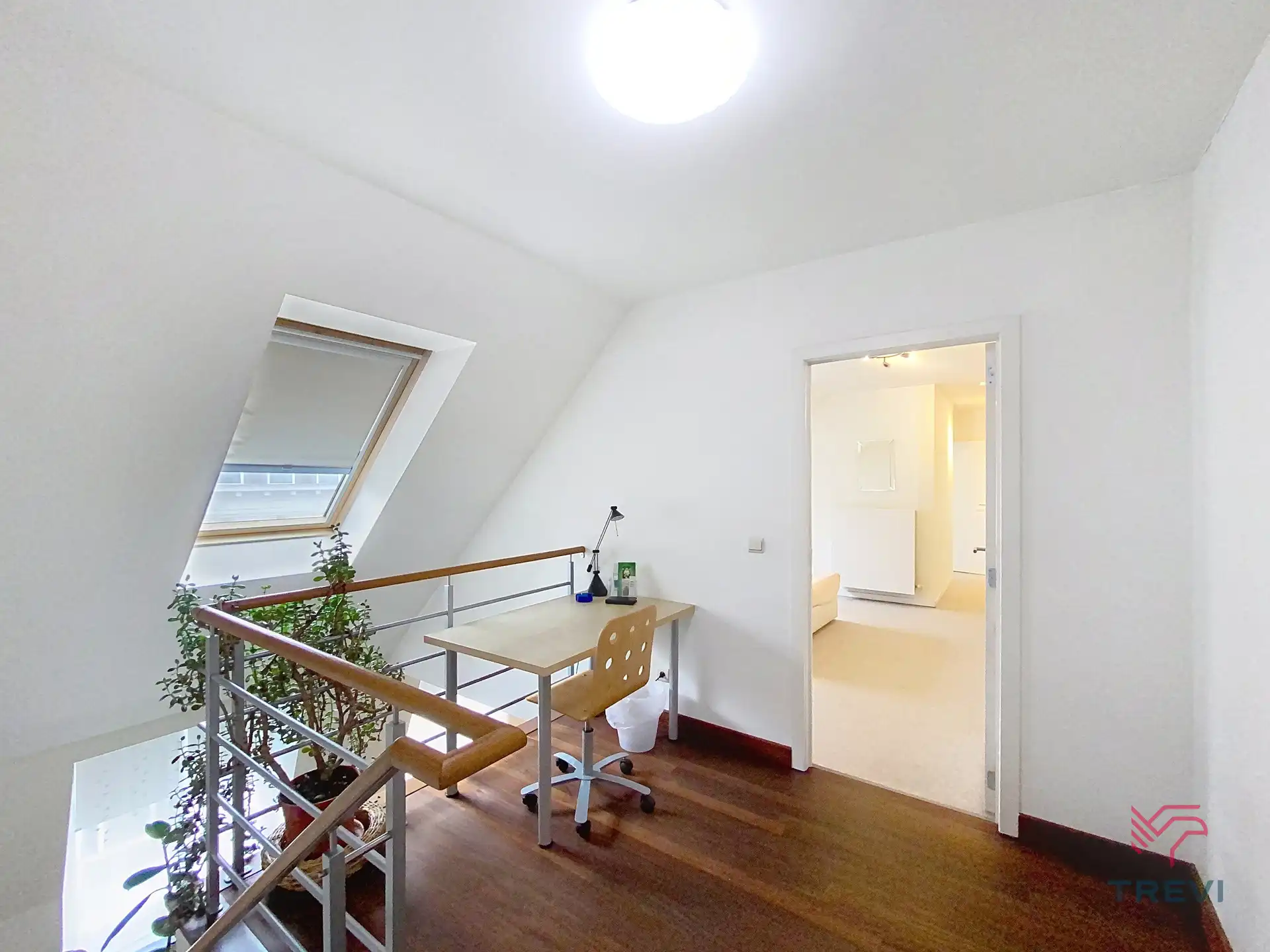 Mooie gemeubileerde duplex met 1 slaapkamer foto 7