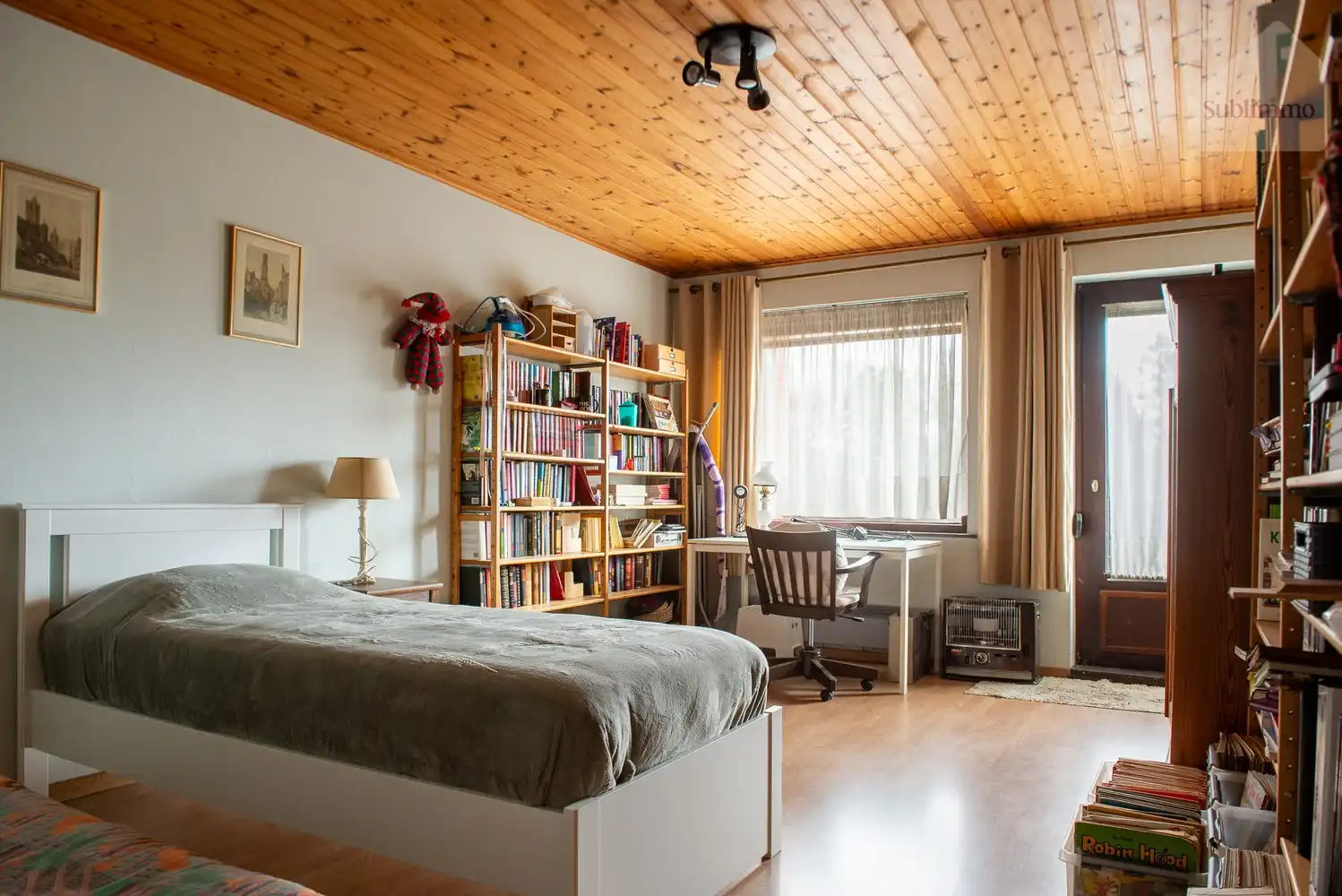 Opbrengsteigendom met 2 appartementen, tuin en garages te koop in Mol centrum foto 15