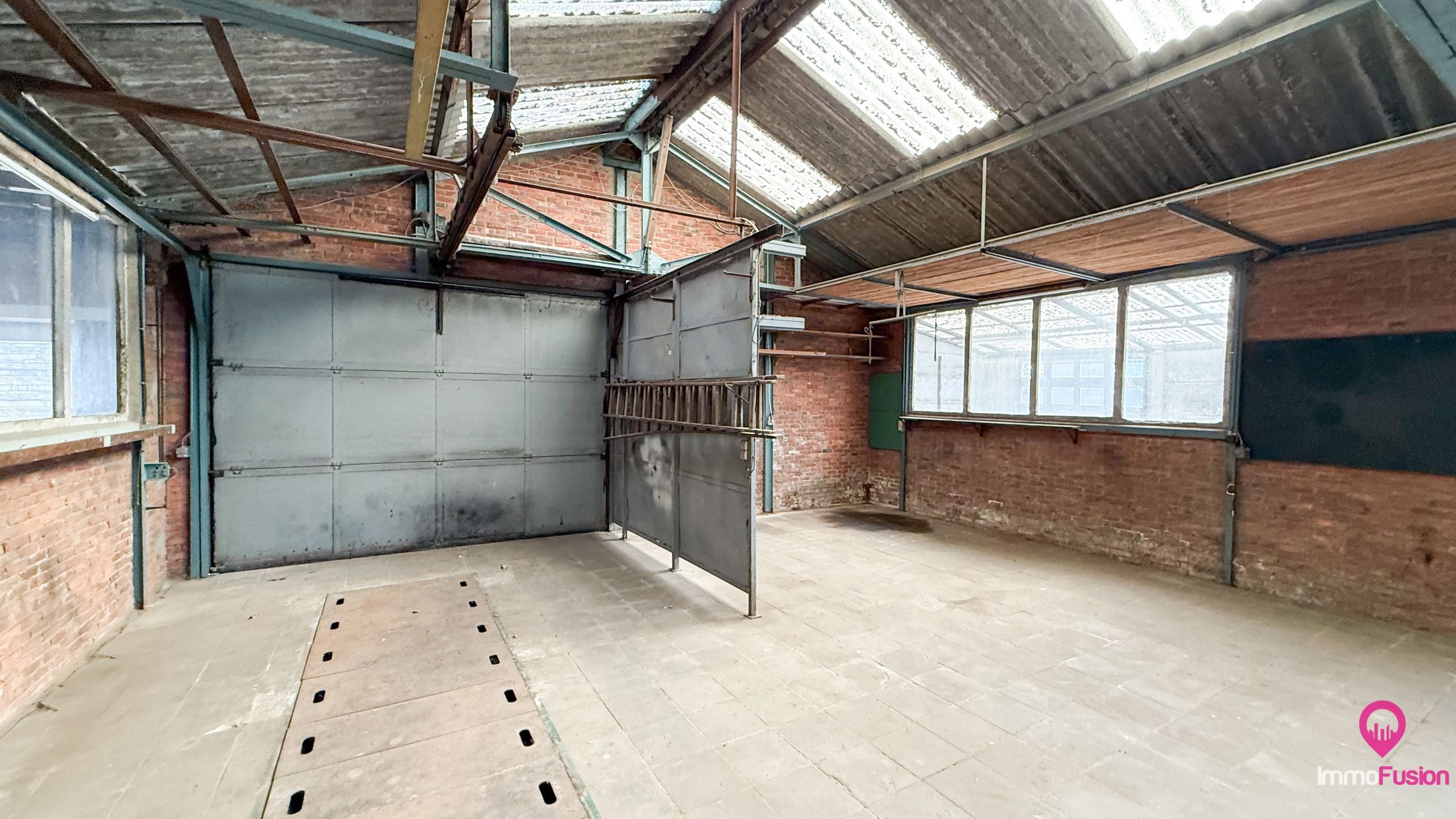 Splitlevel woning met 3 slaapkamers en ruime werkplaats!  foto 26