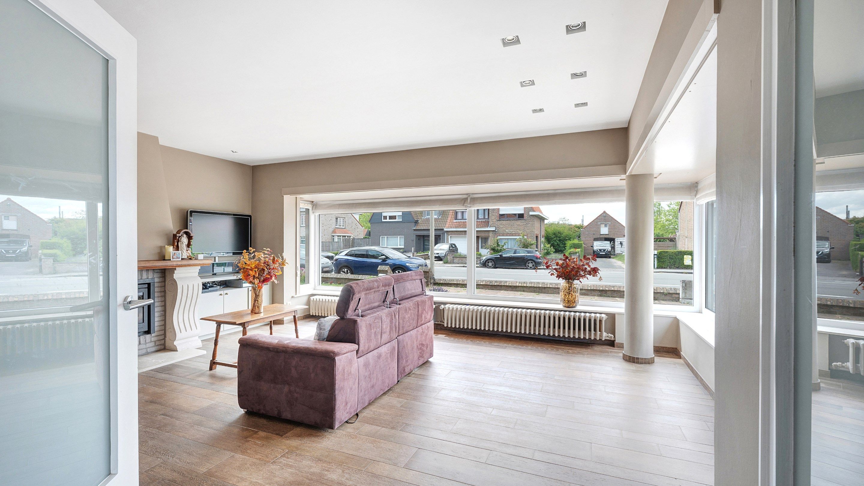 Stevige halfopen bebouwing met dubbele garage te Knokke  foto 4