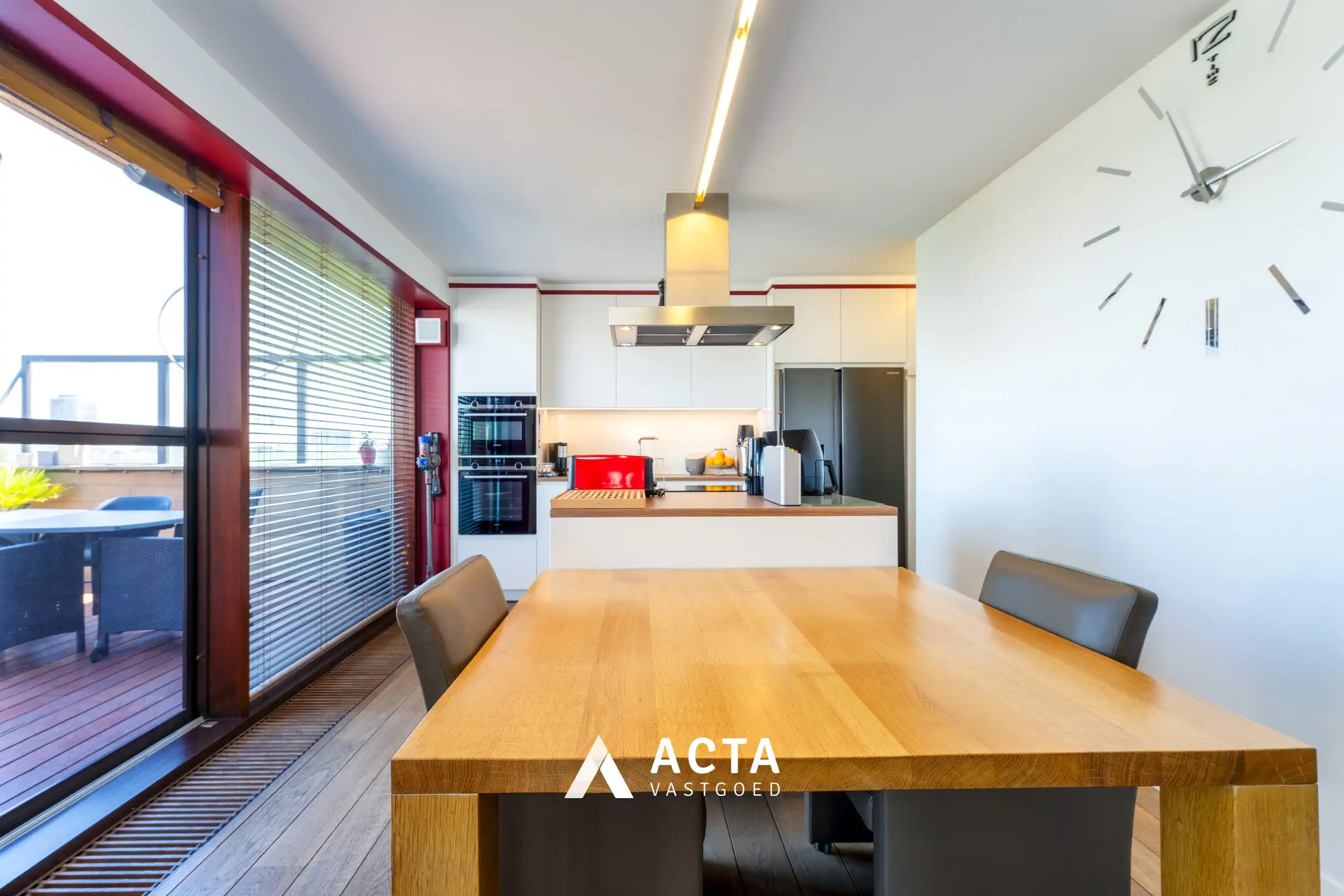 Luxueus dakappartement met 3 slaapkamers en panoramische terrassen in hartje Oostende foto 7