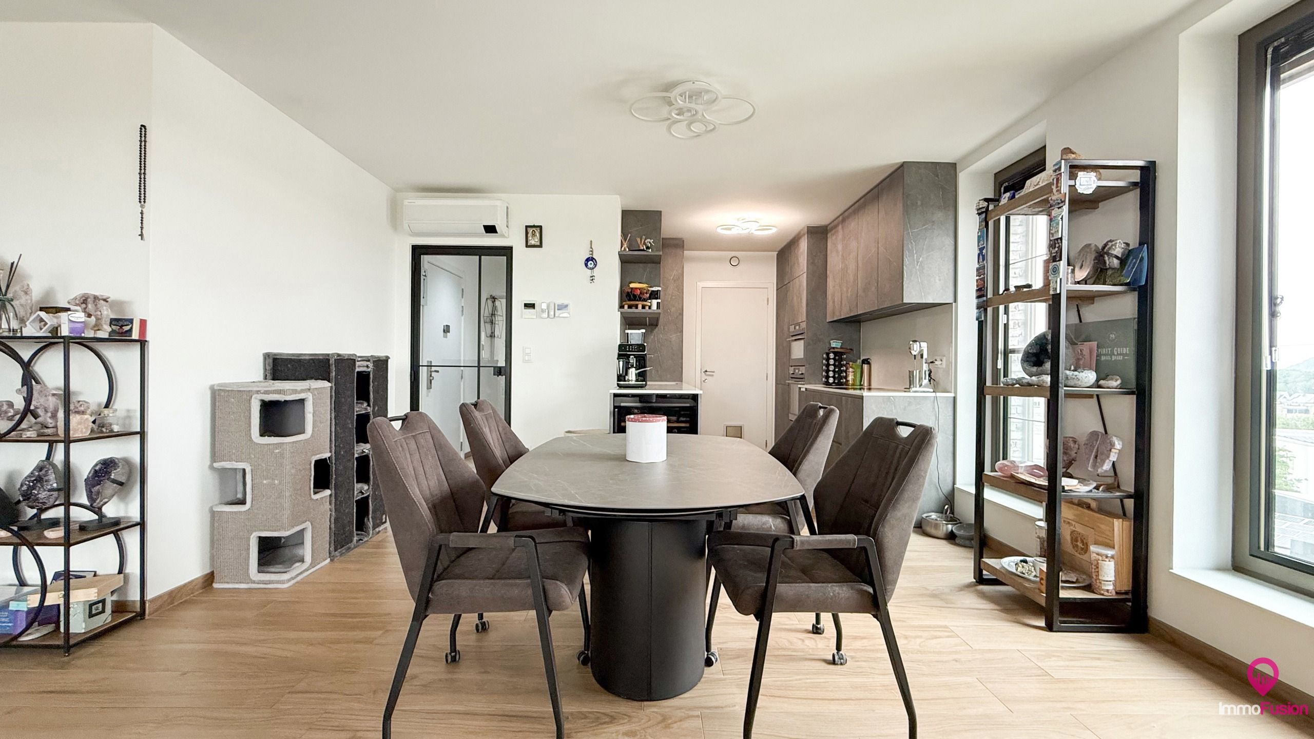 Luxueus nieuw appartement van 107m² met panoramisch terras!  foto 7