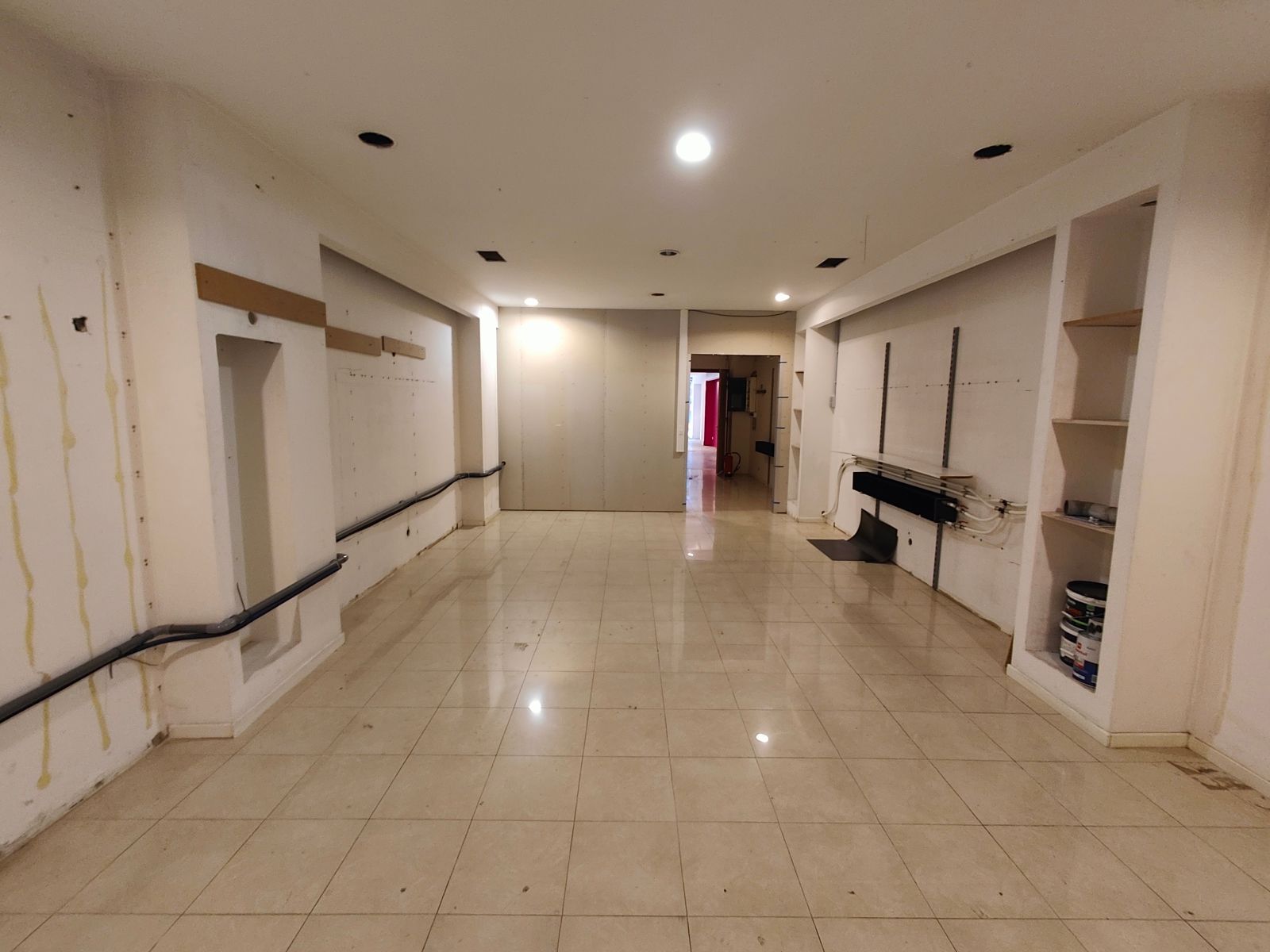 Commercieel pand te huur in hét winkelhart van Sint-Niklaas foto 10