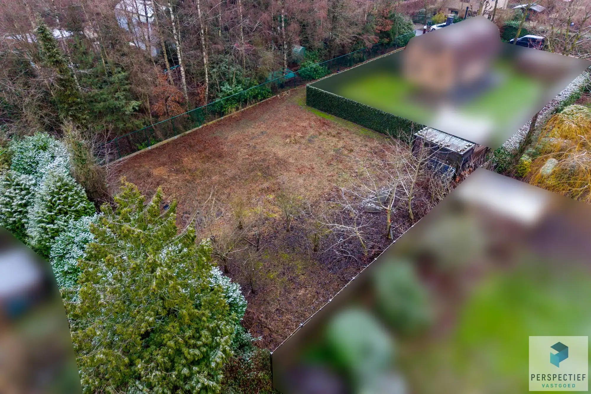 RUSTIG gelegen bouwgrond met een oppervlakte van 444m² foto {{pictureIndex}}
