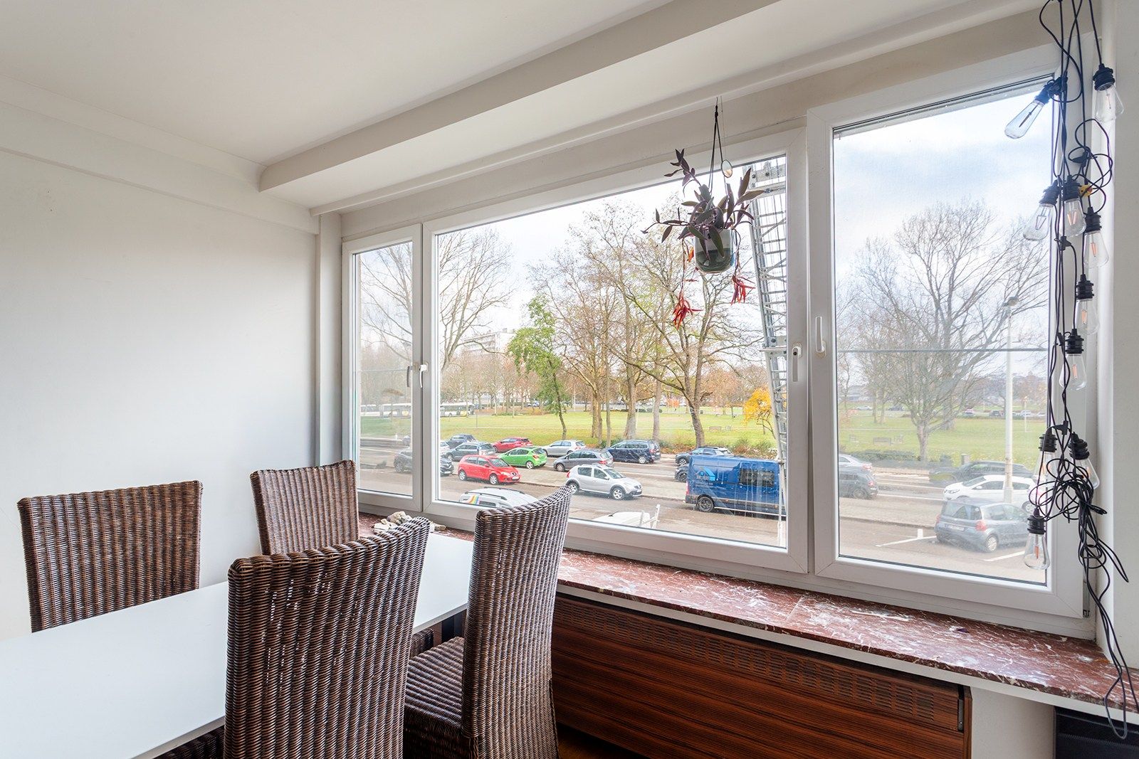 Modern en goed onderhouden appartement (90 m²) met twee slaapkamers foto 7