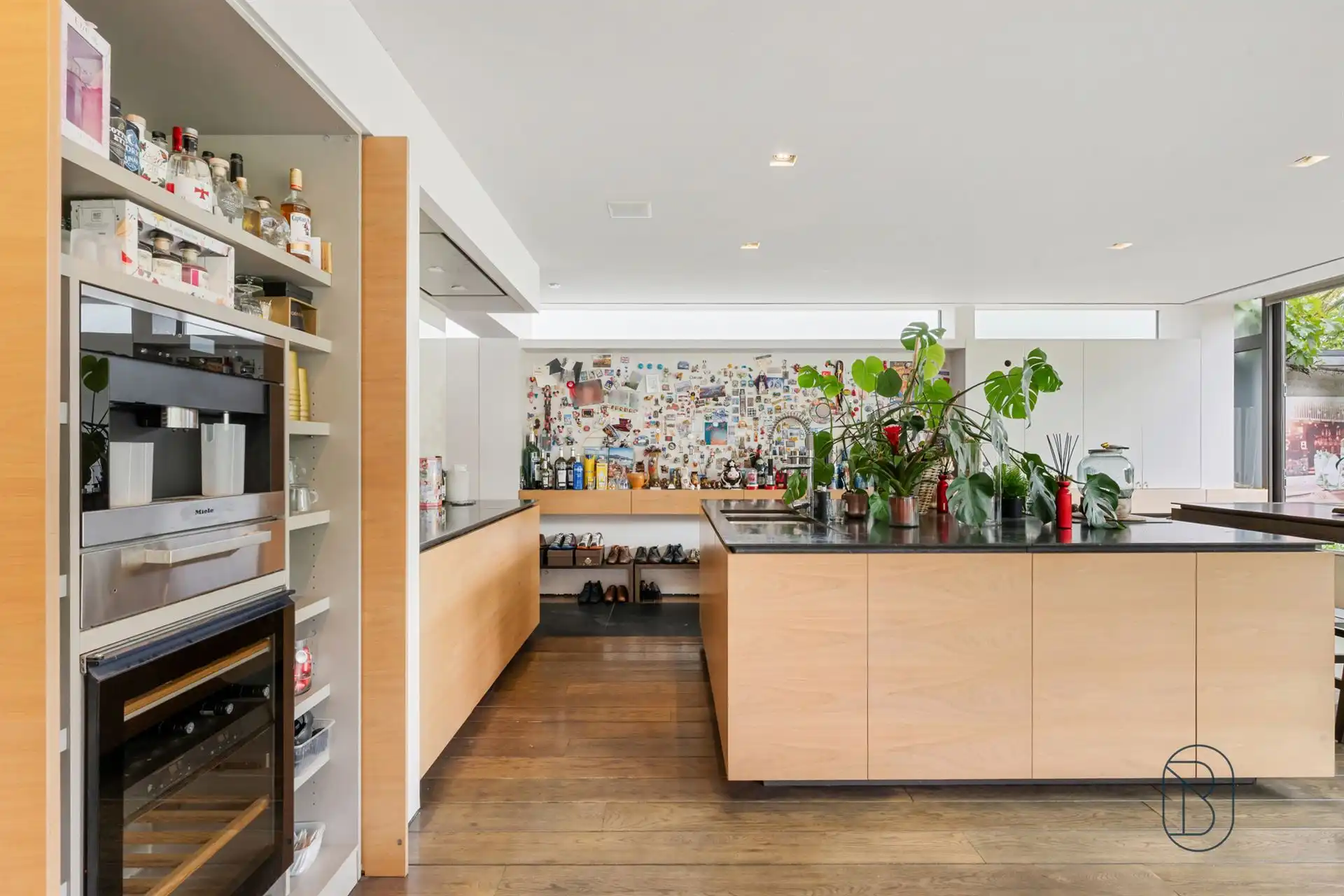 Wonen en werken (kantoren en loods): ideale investering!  foto 21