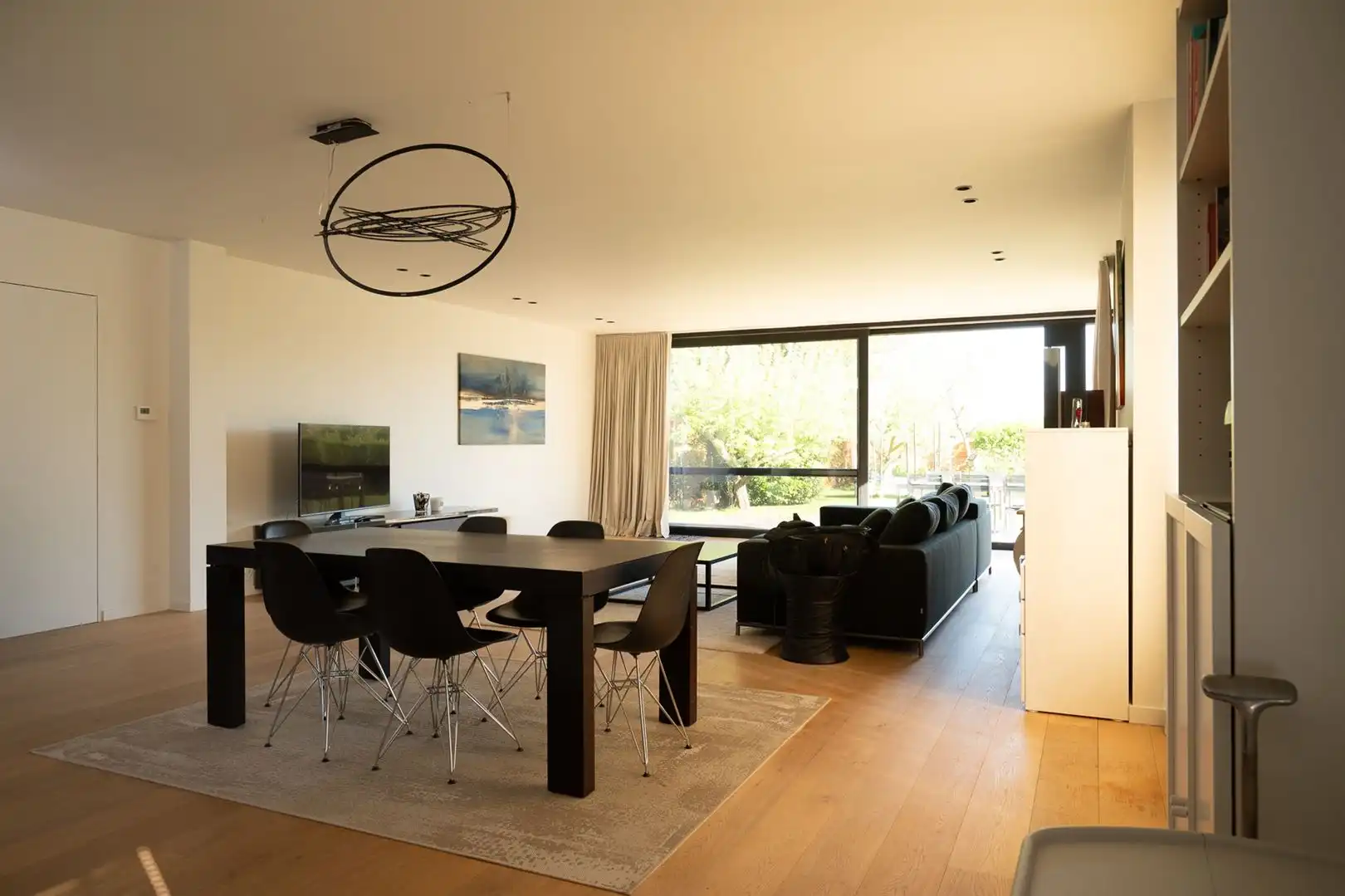 Instapklare woning met grote tuin foto 14