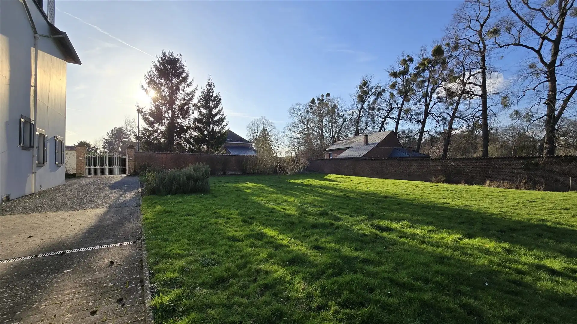 Prachtige, ruime villa met grote tuin te huur in Everberg foto 5