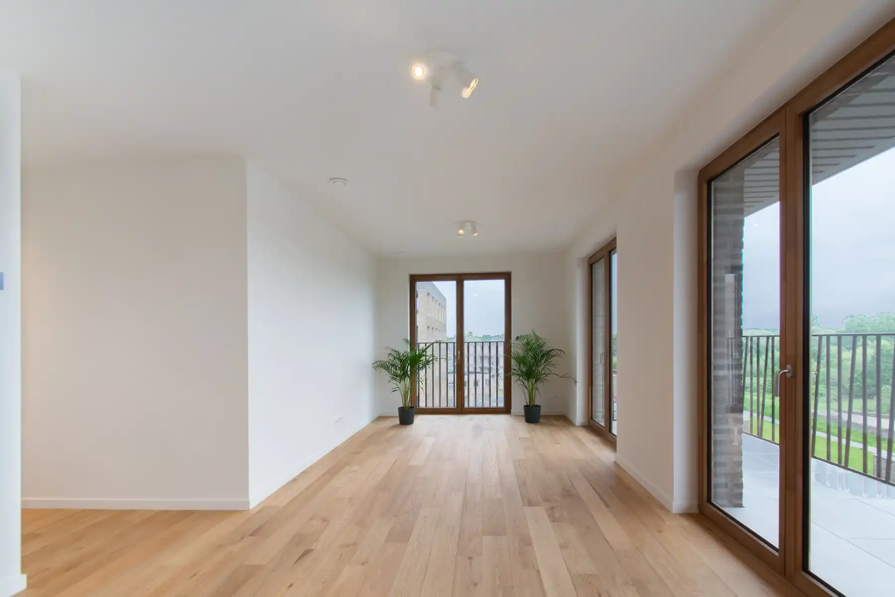 Rustig en comfortabel 3slpk appt. met mooi terras  foto 4