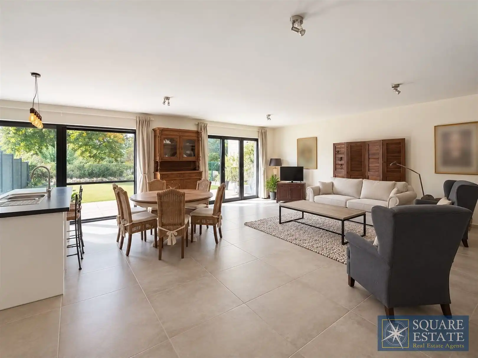 Prachtig appartement op de begane grond met garage foto 5