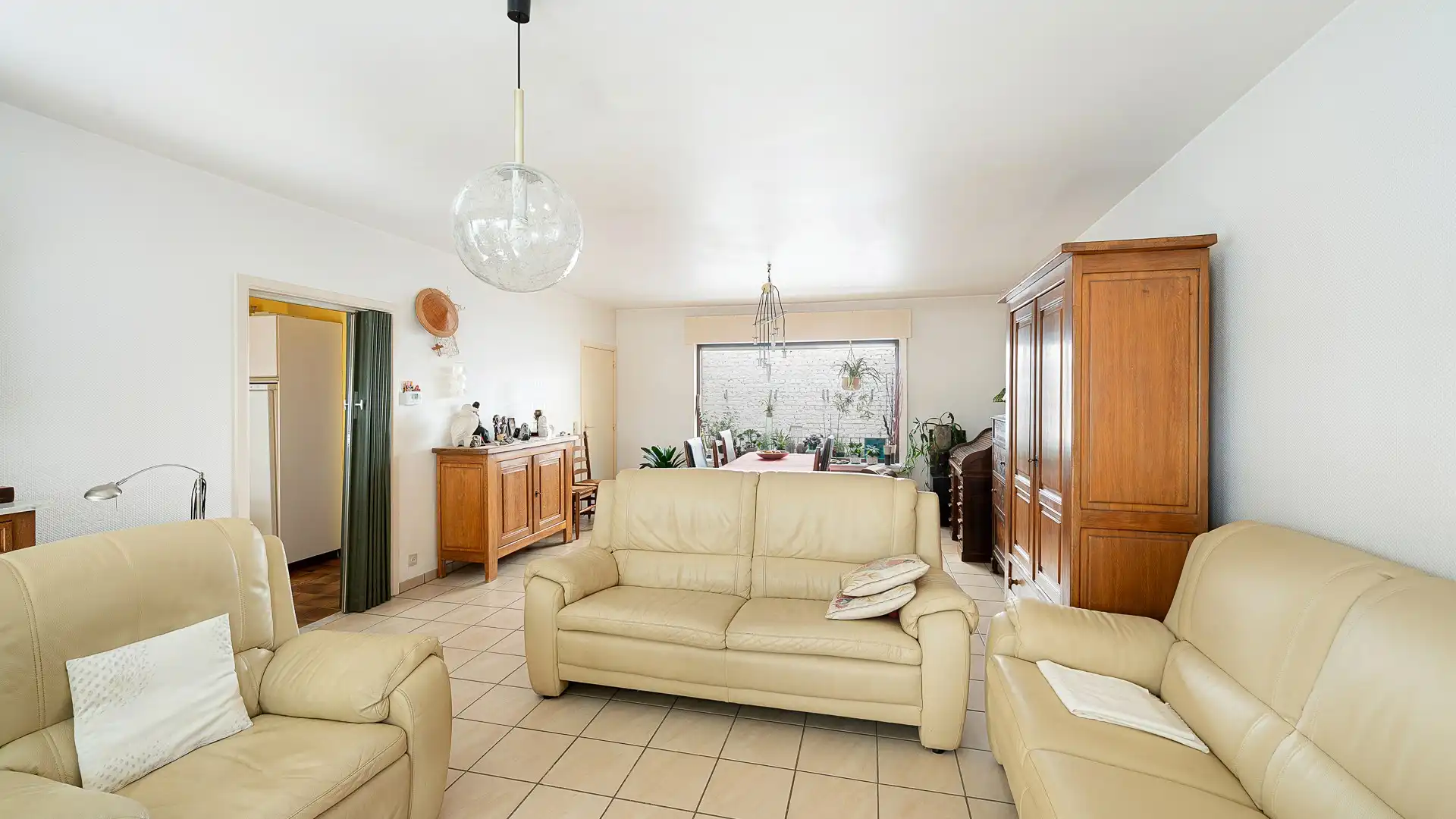 Grote woning met veel potentieel te Heist foto 4