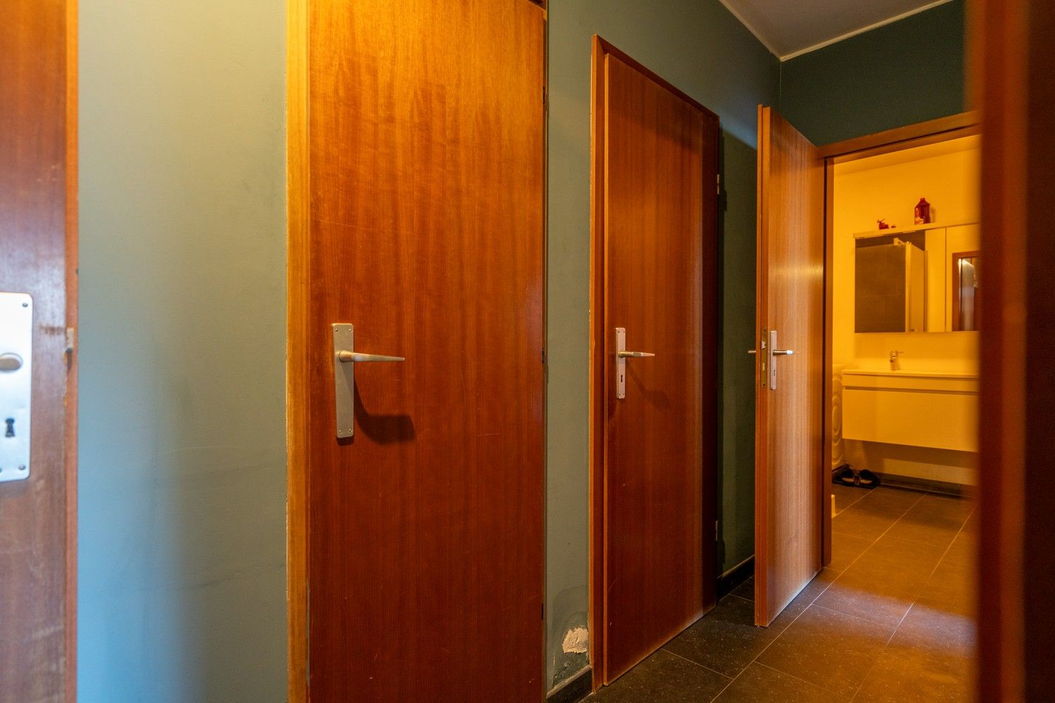 GELIJKVLOERS APPARTEMENT foto 12