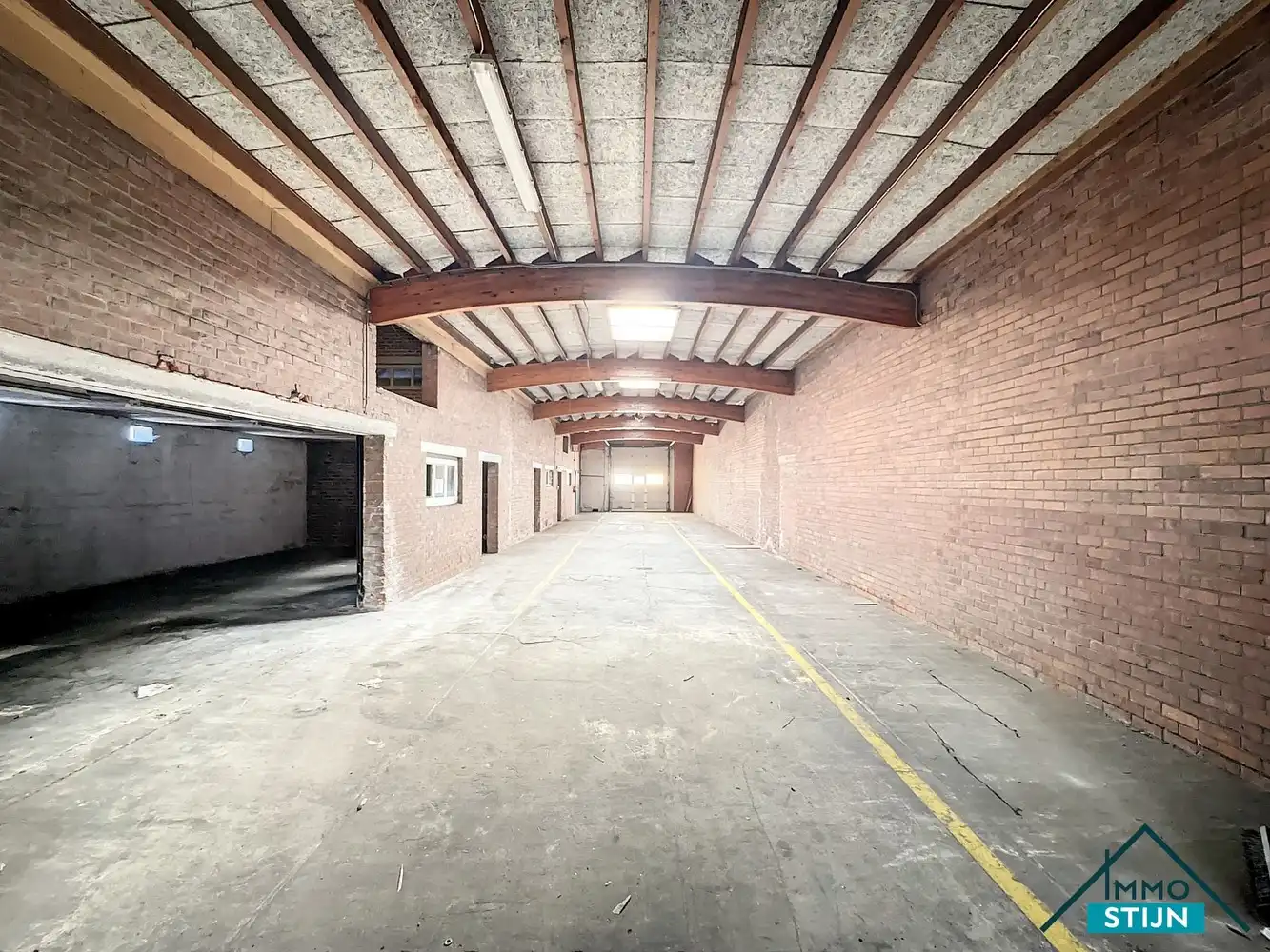 Magazijn op centrale ligging foto 3