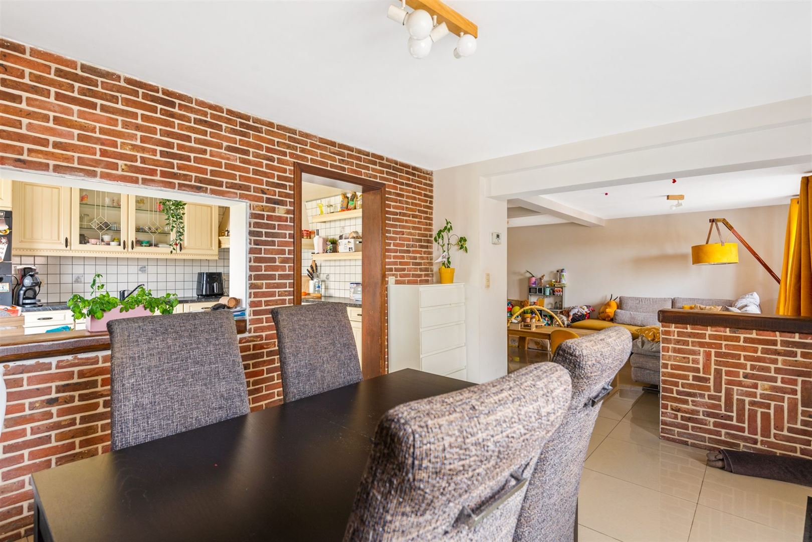 Woning in Opwijk - 135 m² - tuin - garage - 2 slpks foto 8