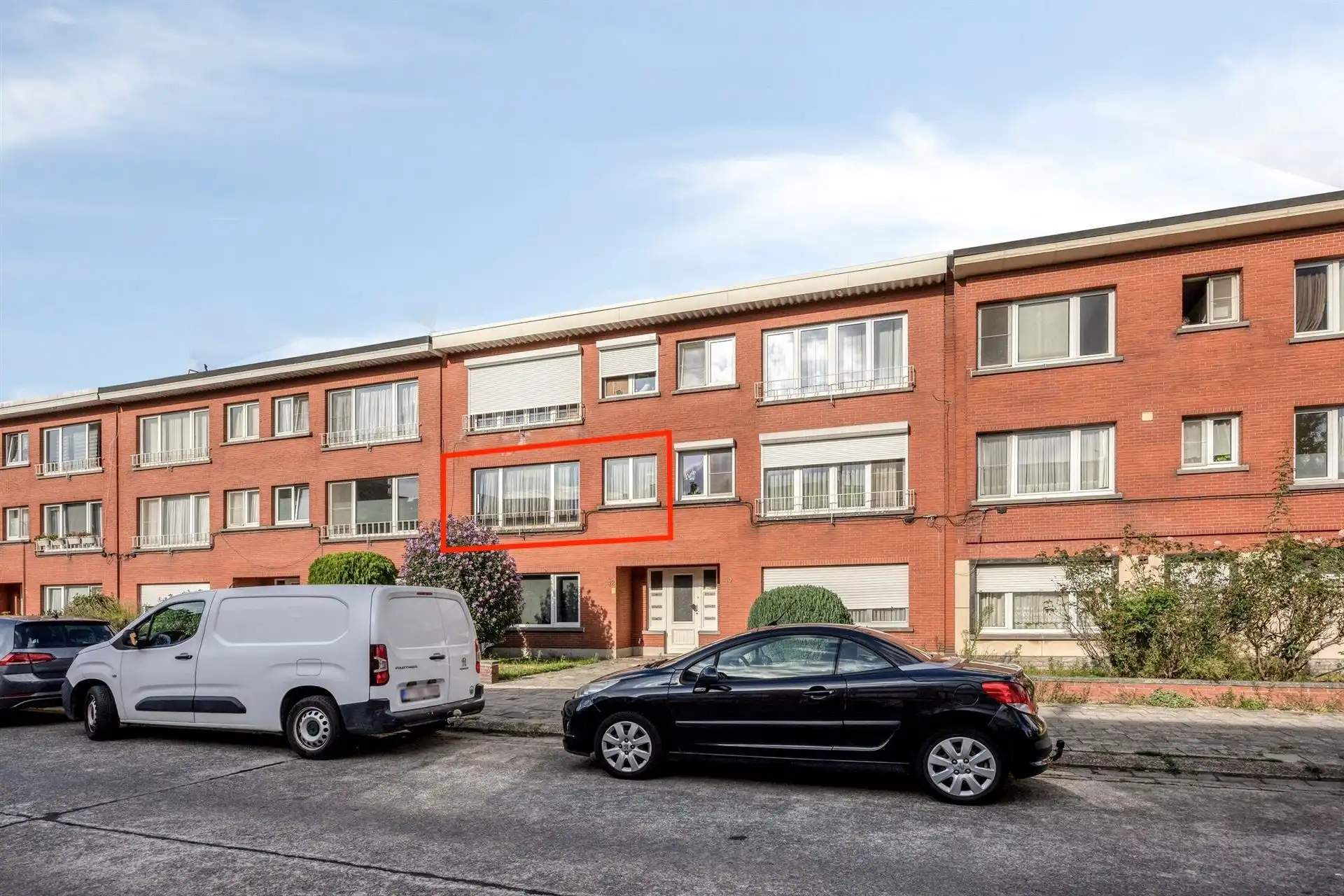 Instapklaar appartement met 2 slpk's te Deurne! foto 11