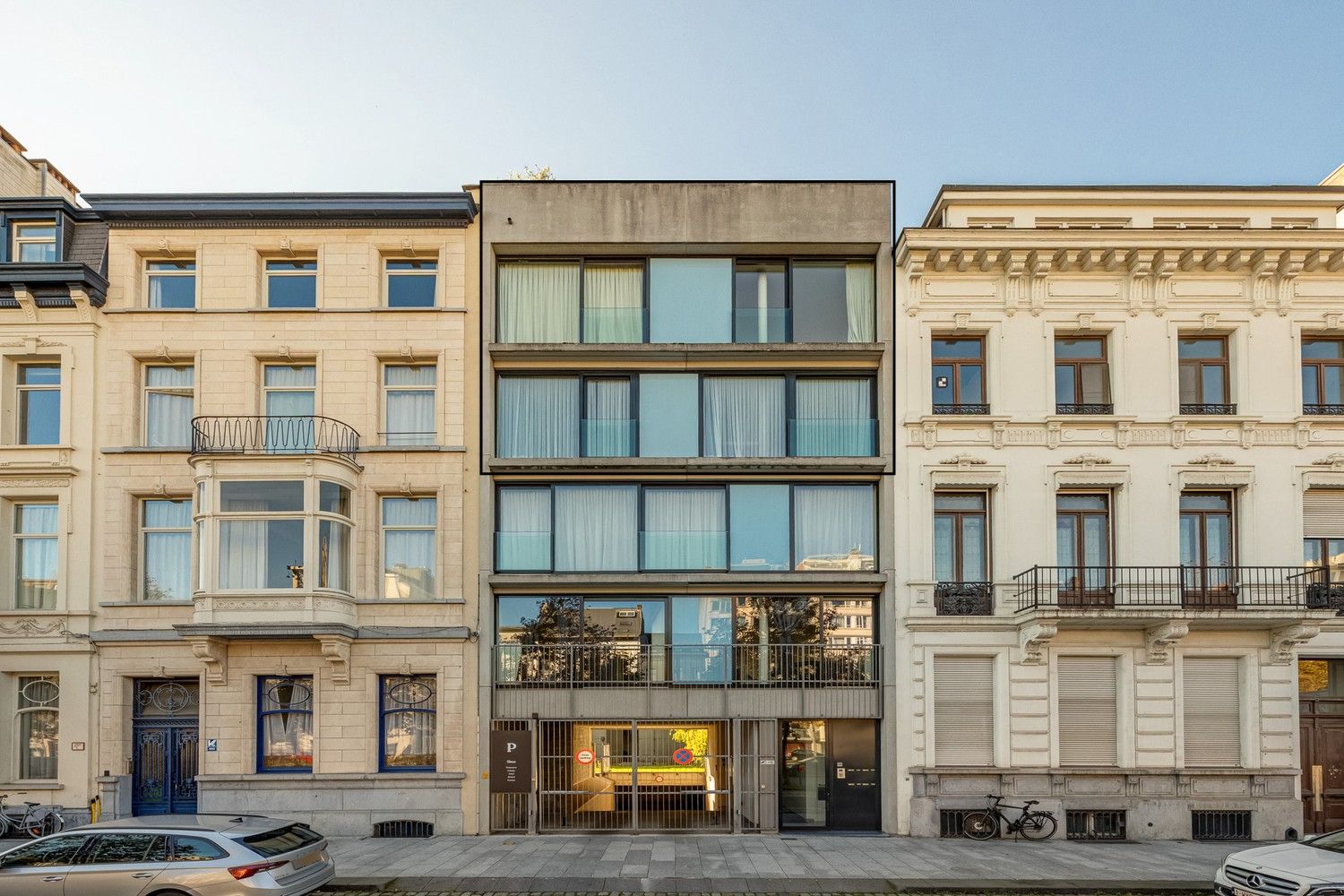 Prachtige duplex penthouse met 3 ruime terrassen in recent gebouw foto 31