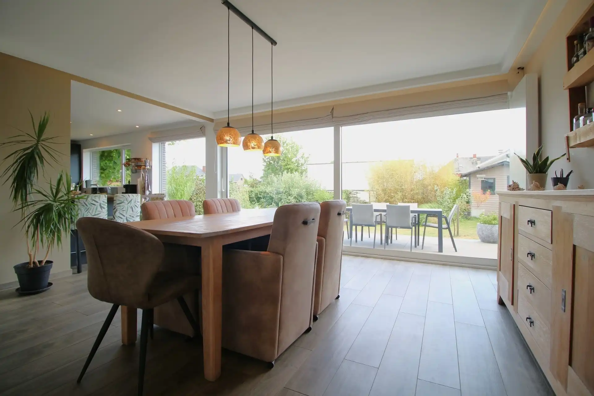 Knap gerenoveerde woning in rustige wijk foto 5