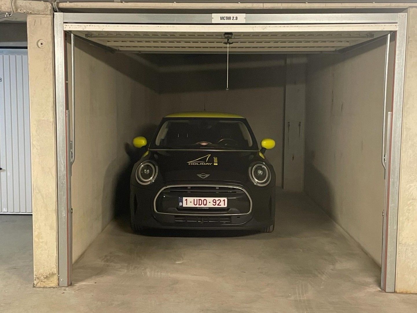 Gemakkelijke bereikbare garagebox op -2 verdieping in Zeebrugge foto {{pictureIndex}}