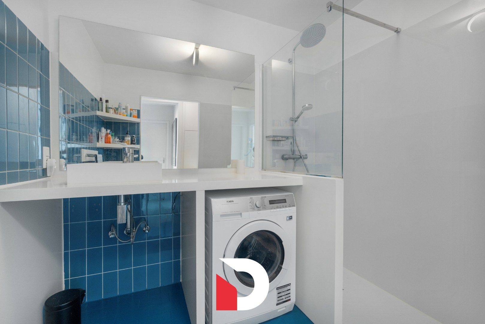 Schitterend gerenoveerd en uiterst aangenaam hoekappartement met 3 slaapkamers op een toplocatie te Sint-Andries (Sint-Baafs). foto 11