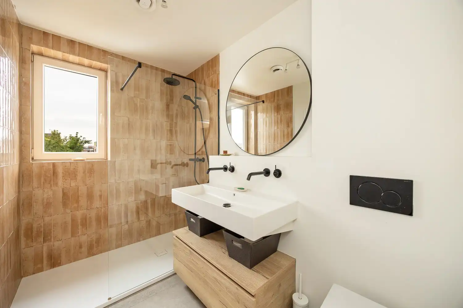 Stijlvolle bel-étage (170m²) met 3 à 4 slaapkamers, garage en tuin in Deurne-Zuid - EPC B! foto 23