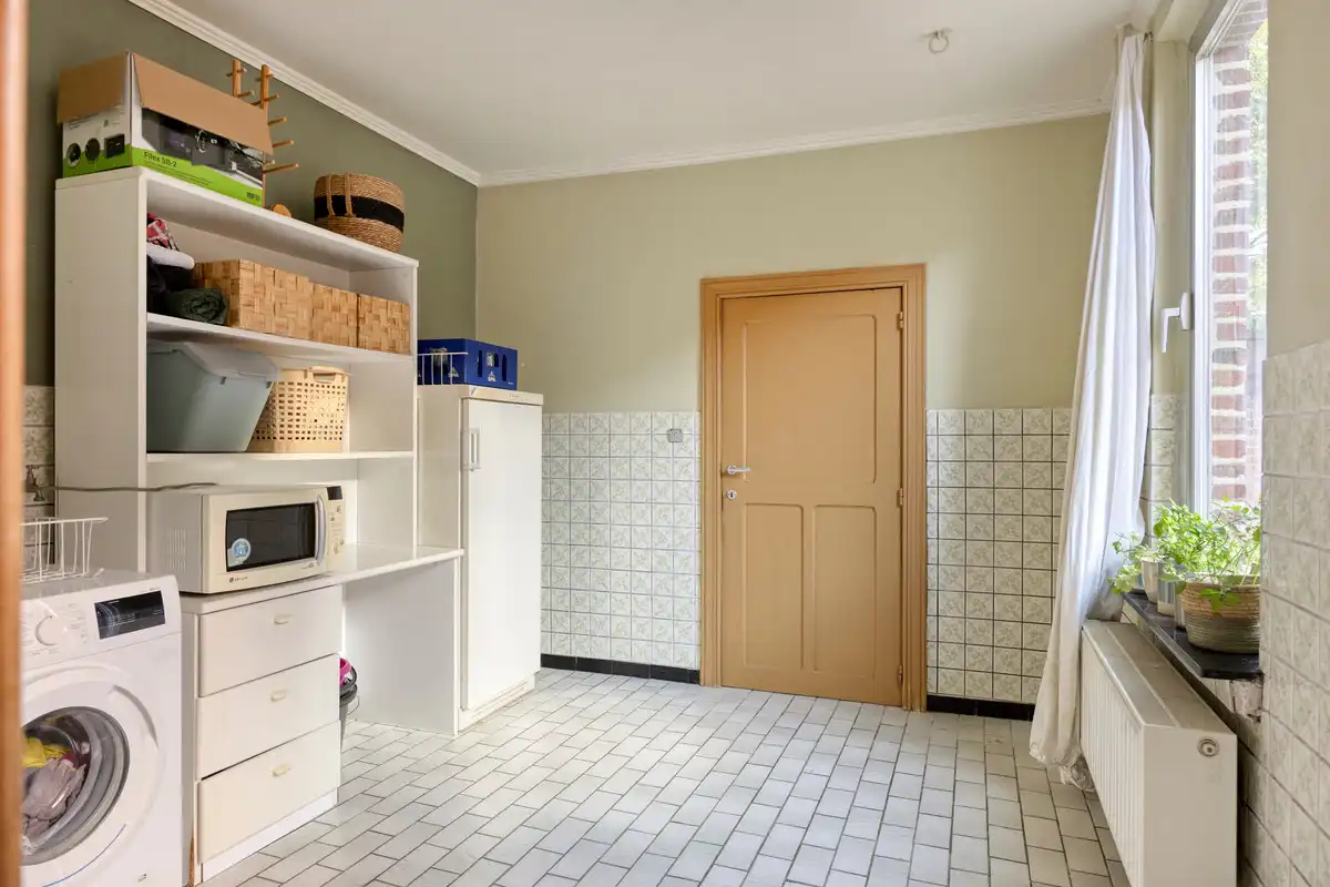 RUSTIG GELEGEN HOEVEWONING MET 3 SLK EN BIJHORENDE STALLINGEN OP 29A83CA TE RIEMST. foto 13