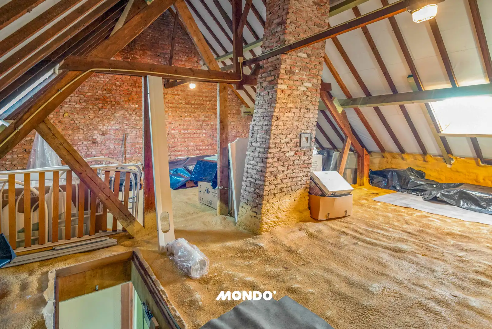 Ruime woning met 3 slaapkamers, garage en open uitzicht tuin nabij de dijk in Heffen foto 20