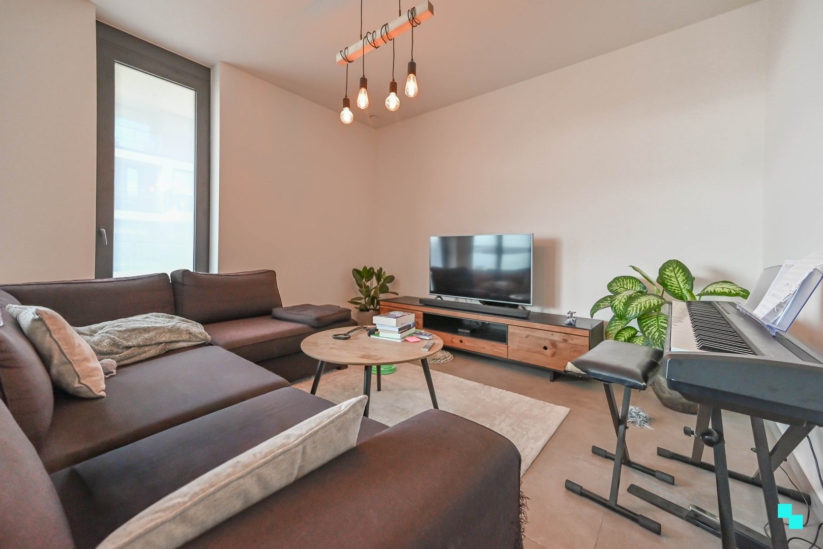 Energiezuinig éénslaapkamerappartement aan kanaal Roeselare-Leie foto 4