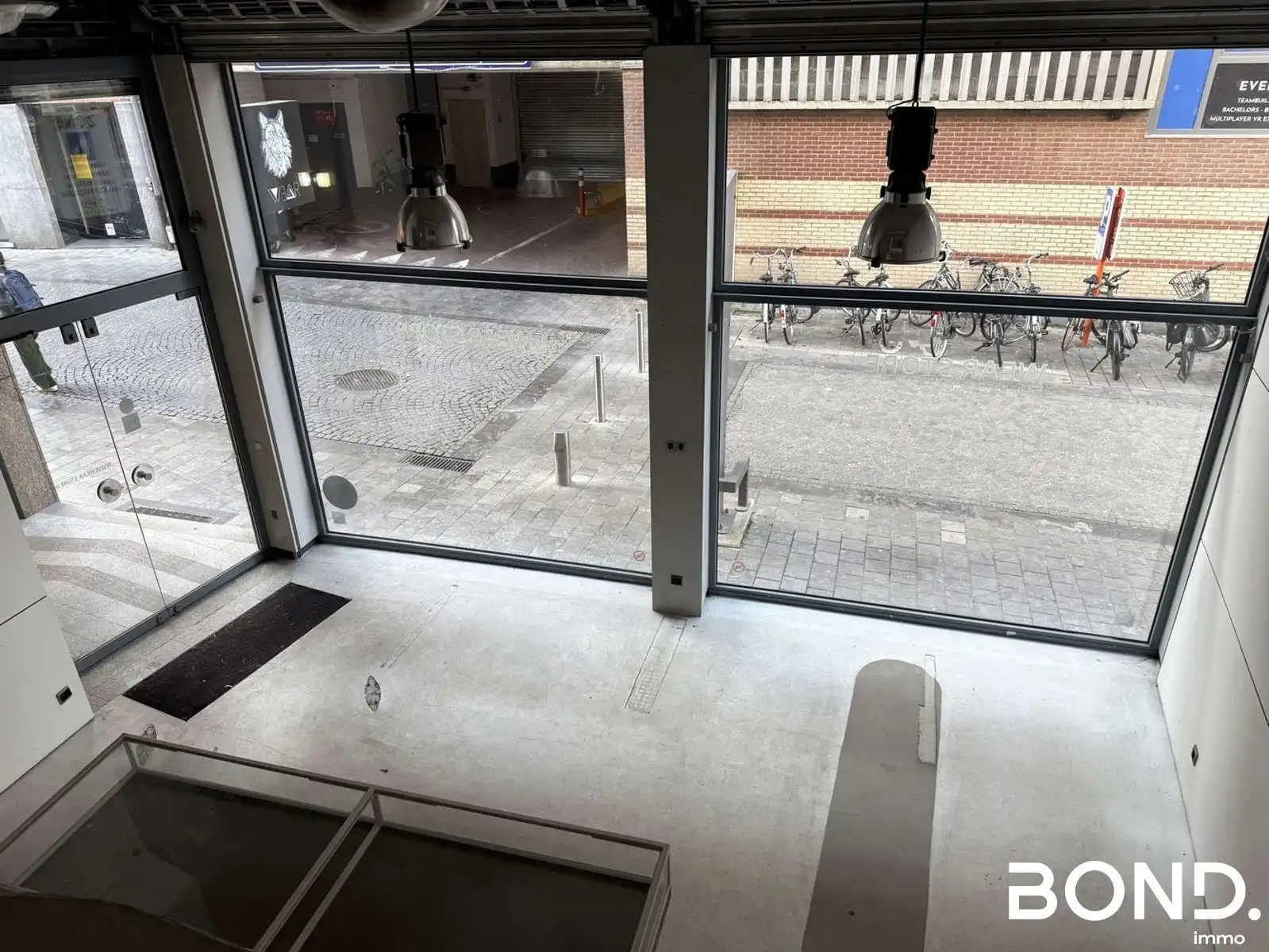 Handelsgelijkvloers tussen Bondgenotenlaan en Diestsestraat foto 15