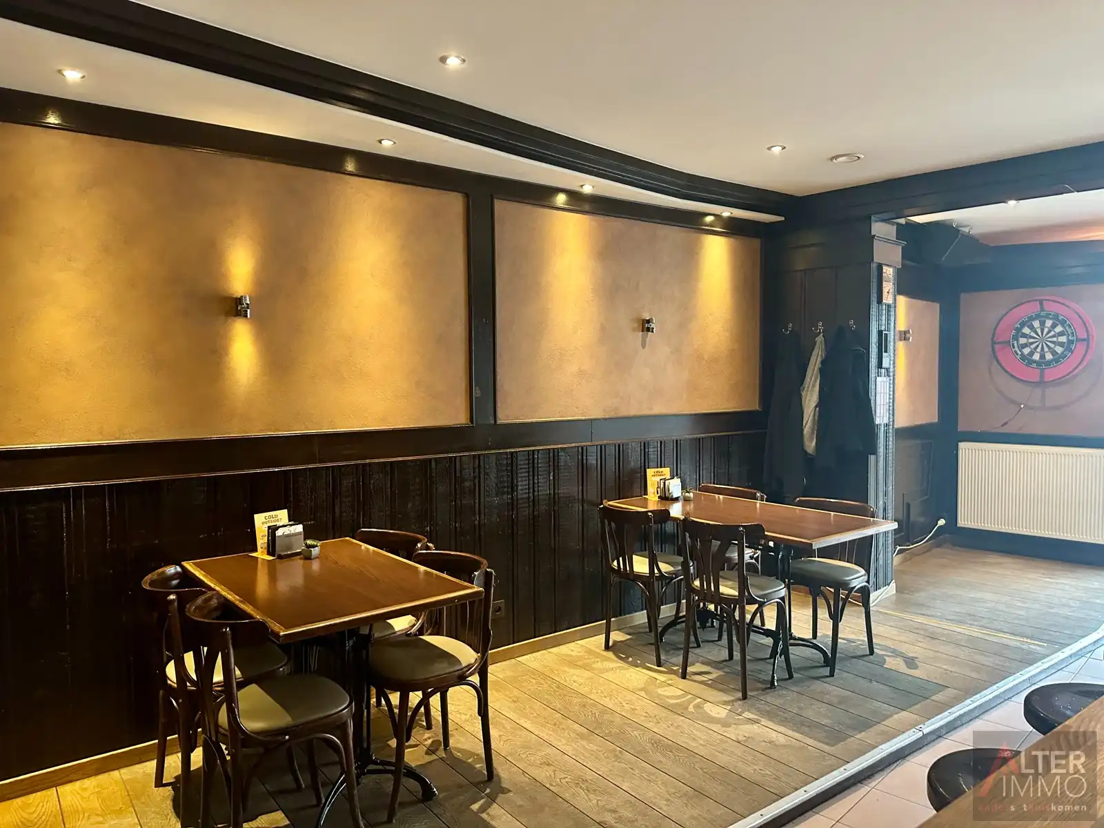 Gekend en centraal gelegen dorpscafé voor onmiddellijke opstart! foto 4