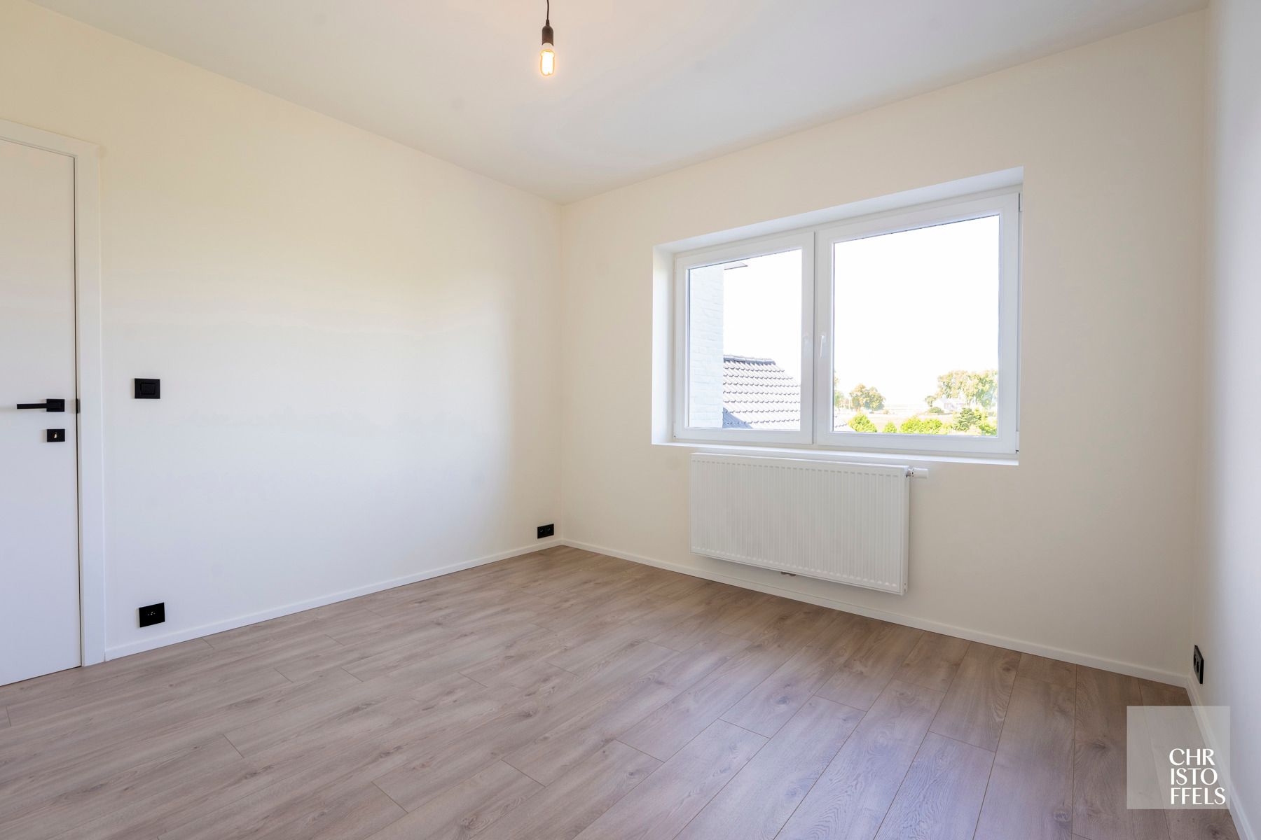 Gerenoveerde gezinswoning met tuin, op 5 min van Maastricht! foto 21