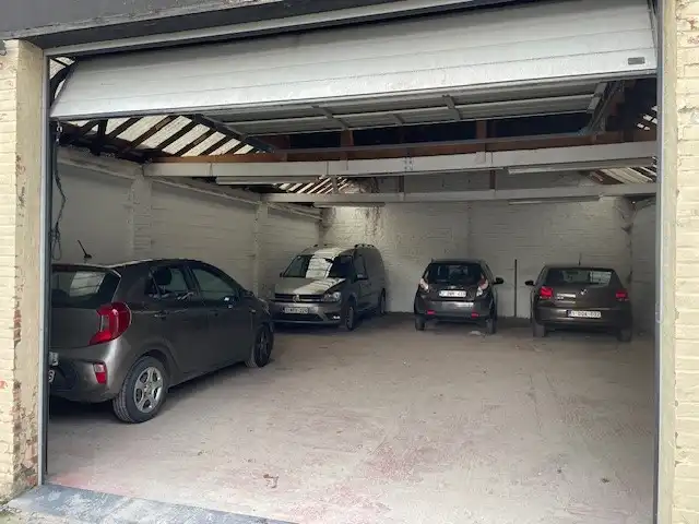 Autostaanplaats te huur foto 5