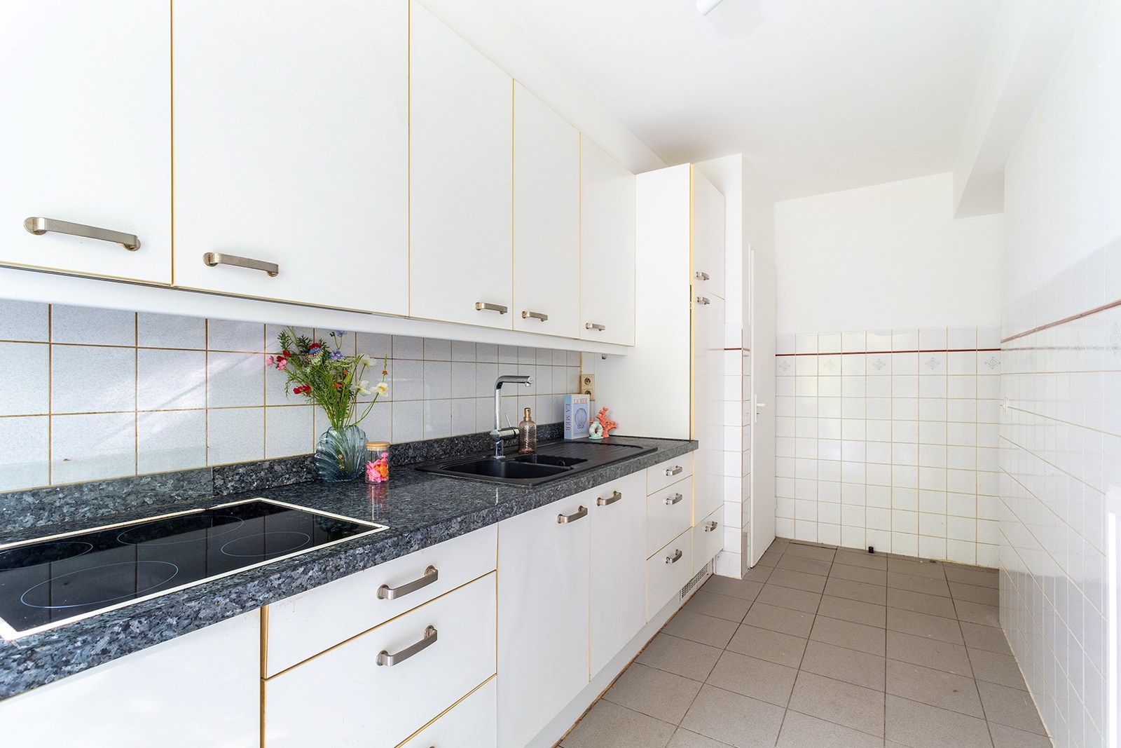 2 slaapkamer appartement met veel lichtinval foto 17