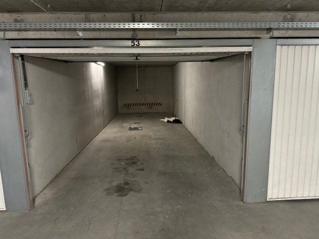 Dubbele garagebox te huur op jaarbasis foto 4